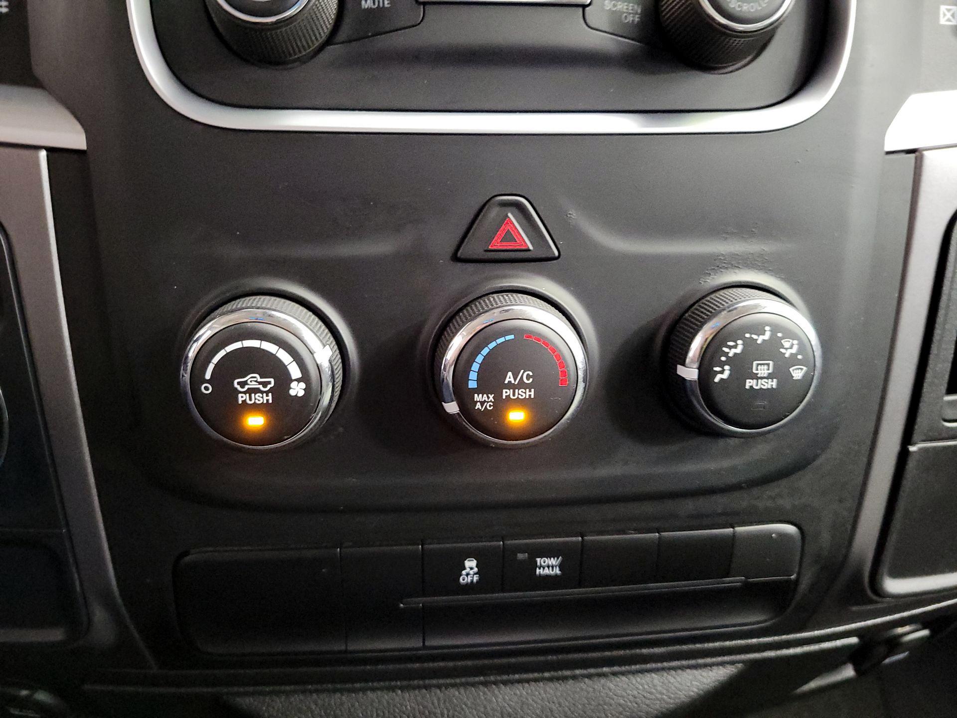 Thumbnail: 2024 RAM 1500 Classic - 16