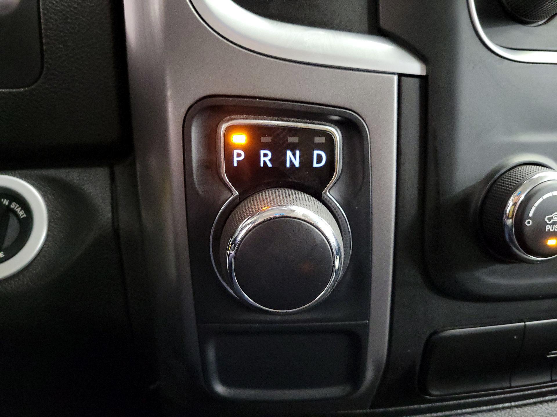 Thumbnail: 2024 RAM 1500 Classic - 17