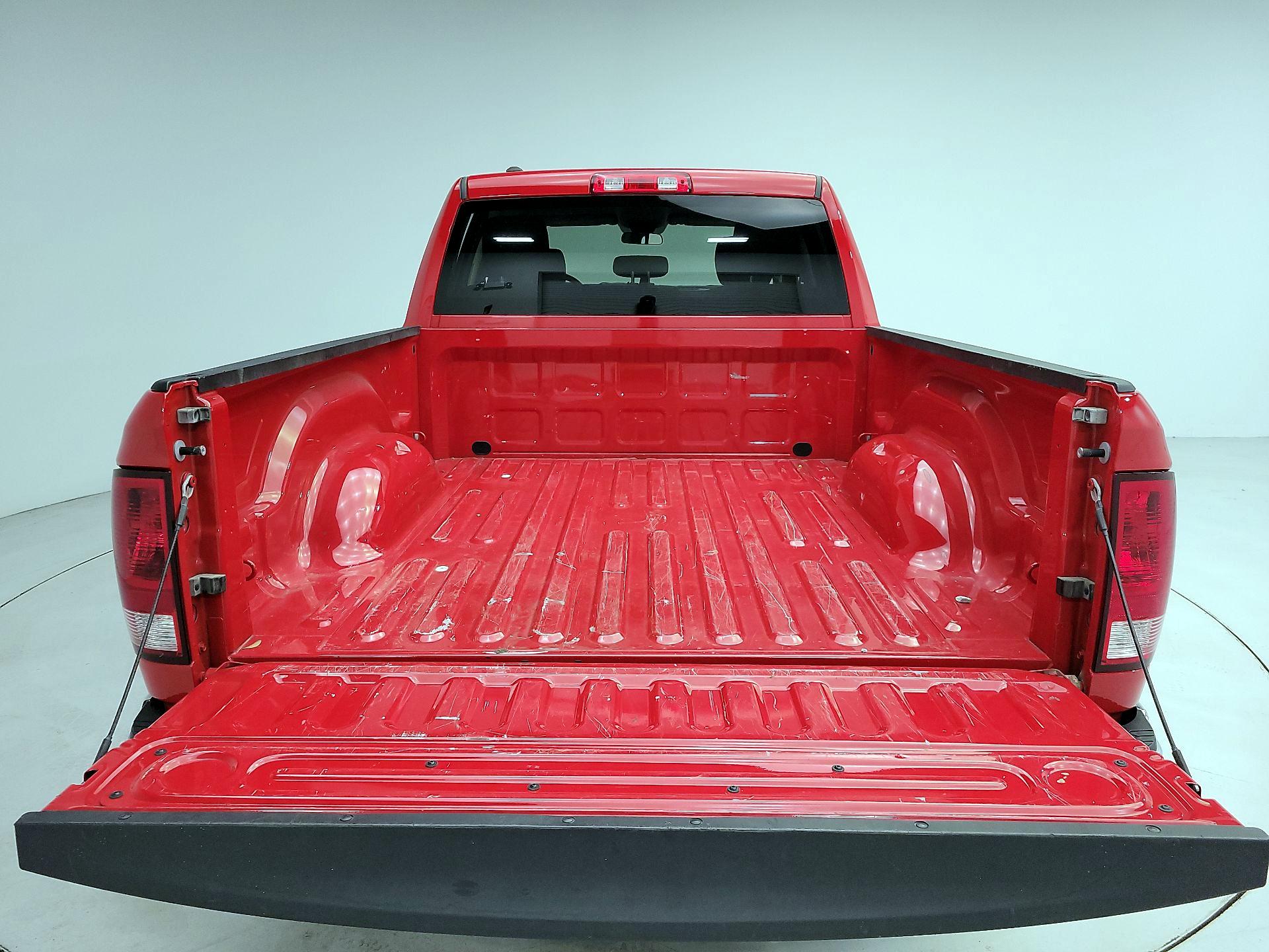 Thumbnail: 2024 RAM 1500 Classic - 20