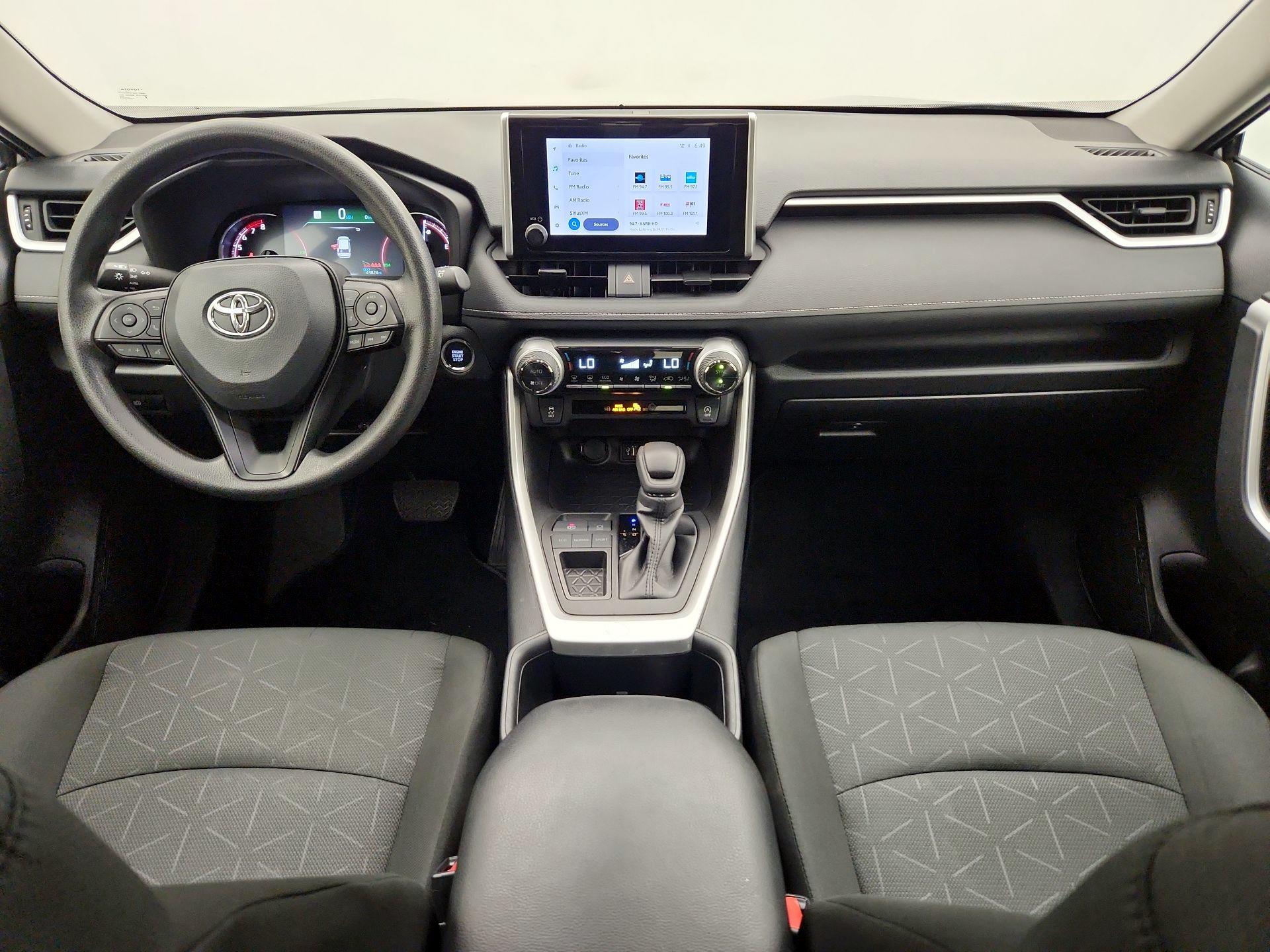 Thumbnail: 2024 Toyota RAV4 - 9