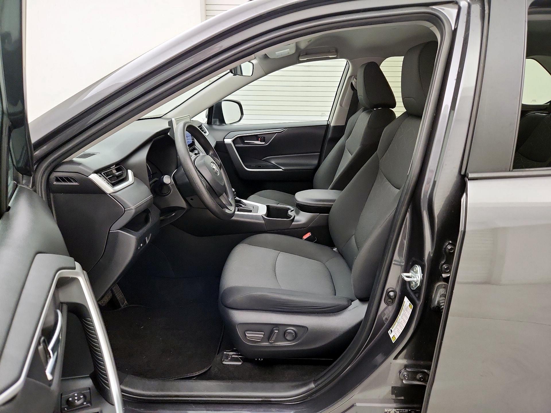 Thumbnail: 2024 Toyota RAV4 - 11