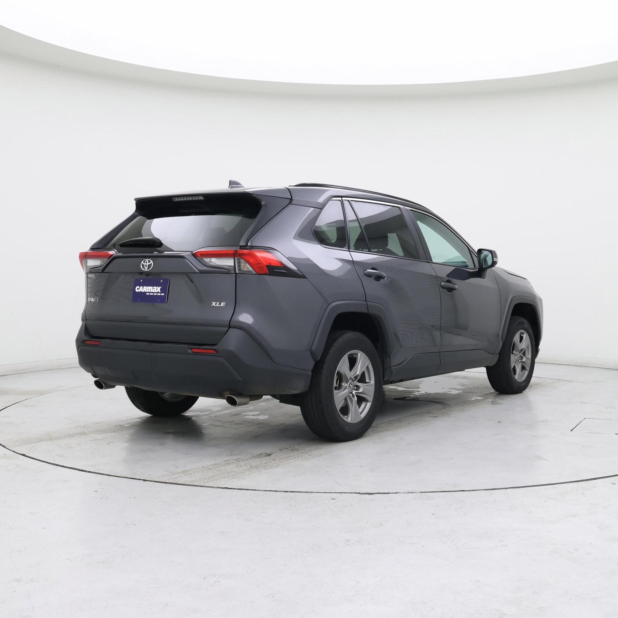 Thumbnail: 2024 Toyota RAV4 - 8