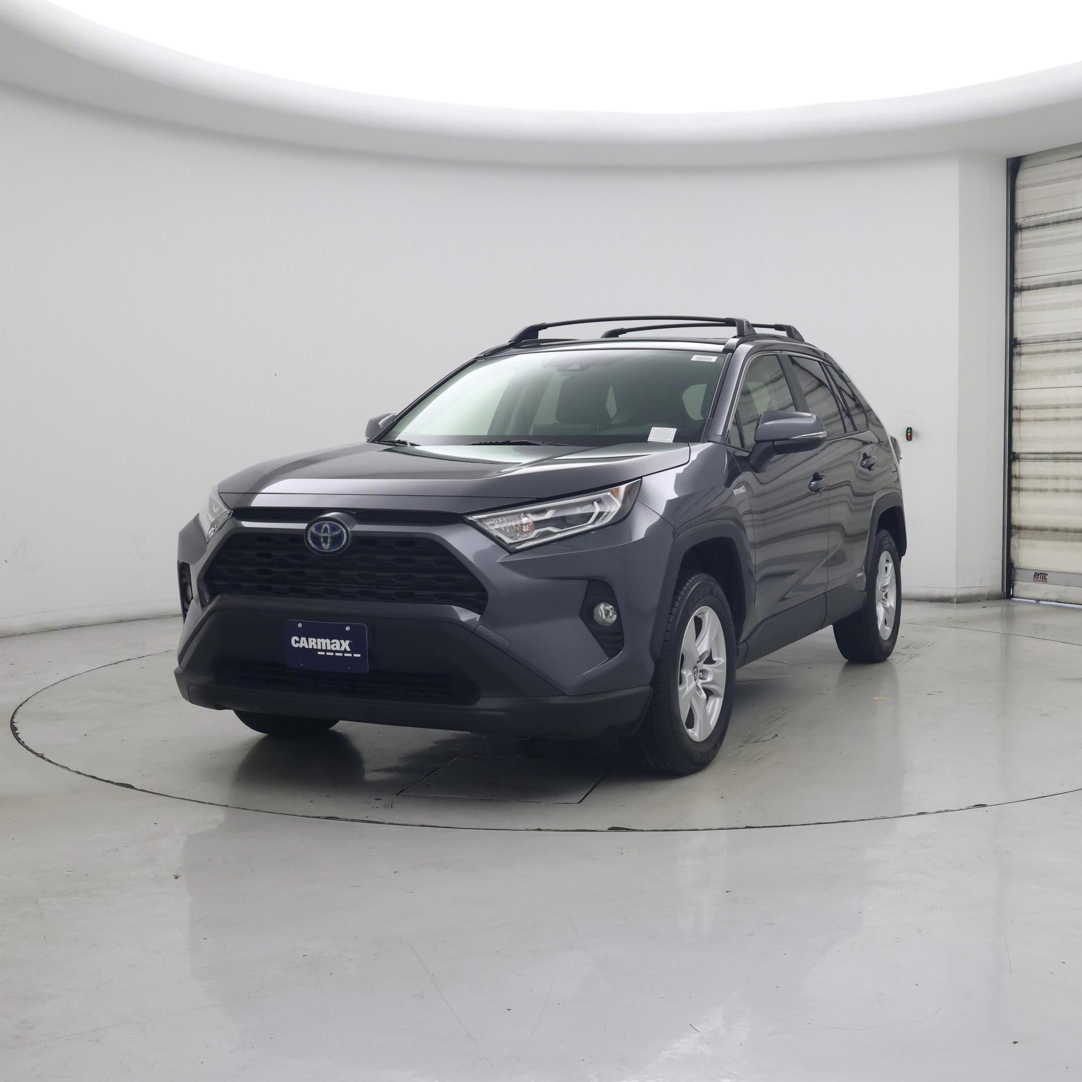 Thumbnail: 2020 Toyota RAV4 - 4
