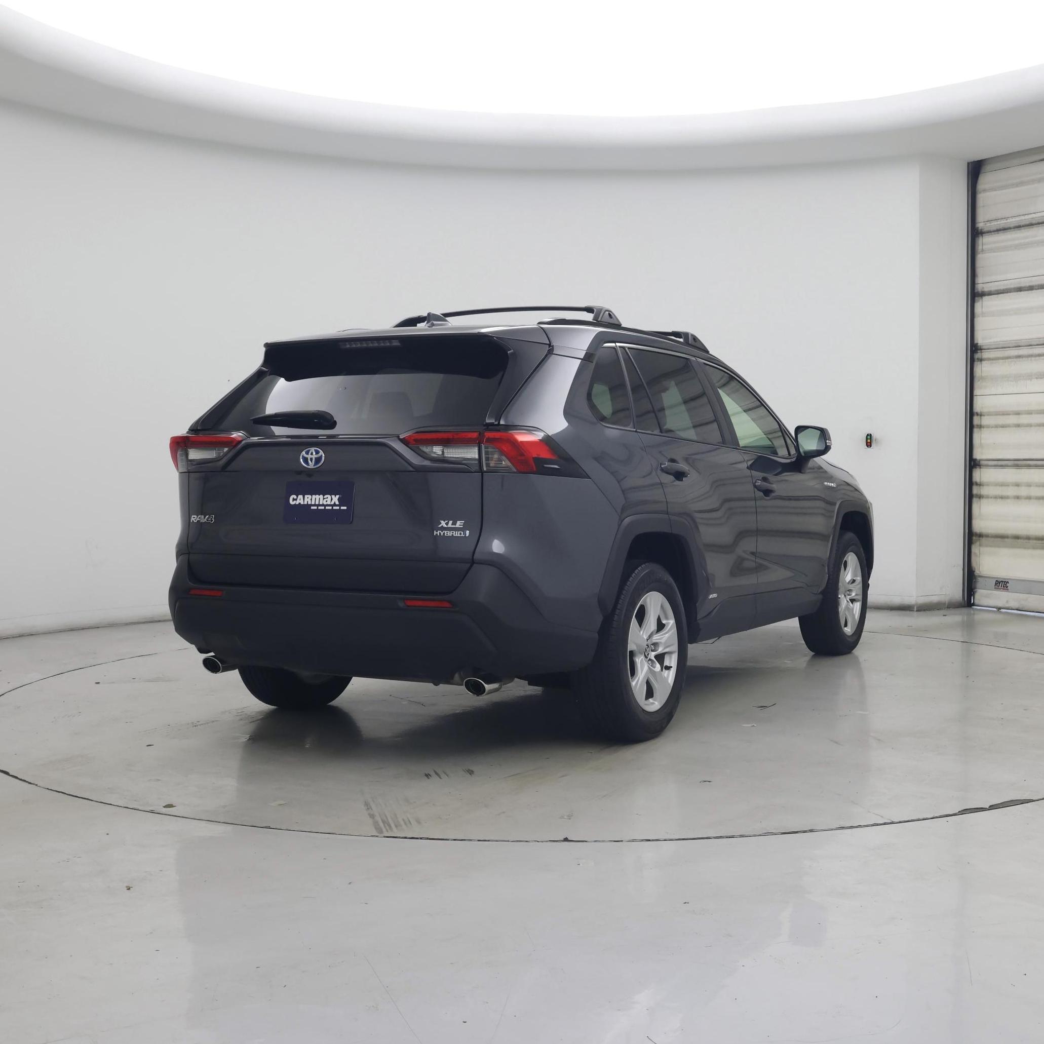 Thumbnail: 2020 Toyota RAV4 - 8