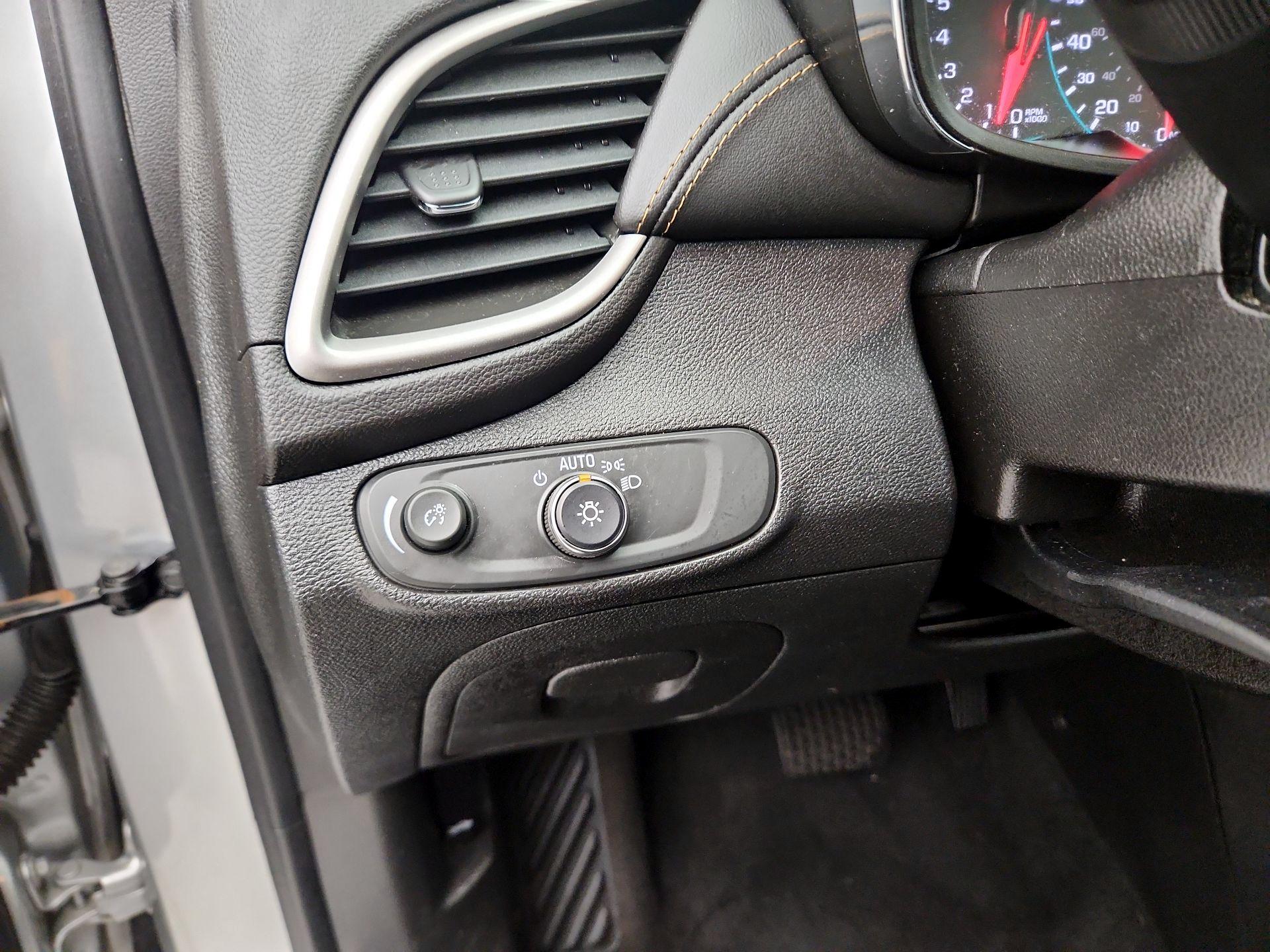 Thumbnail: 2020 Chevrolet Trax - 13