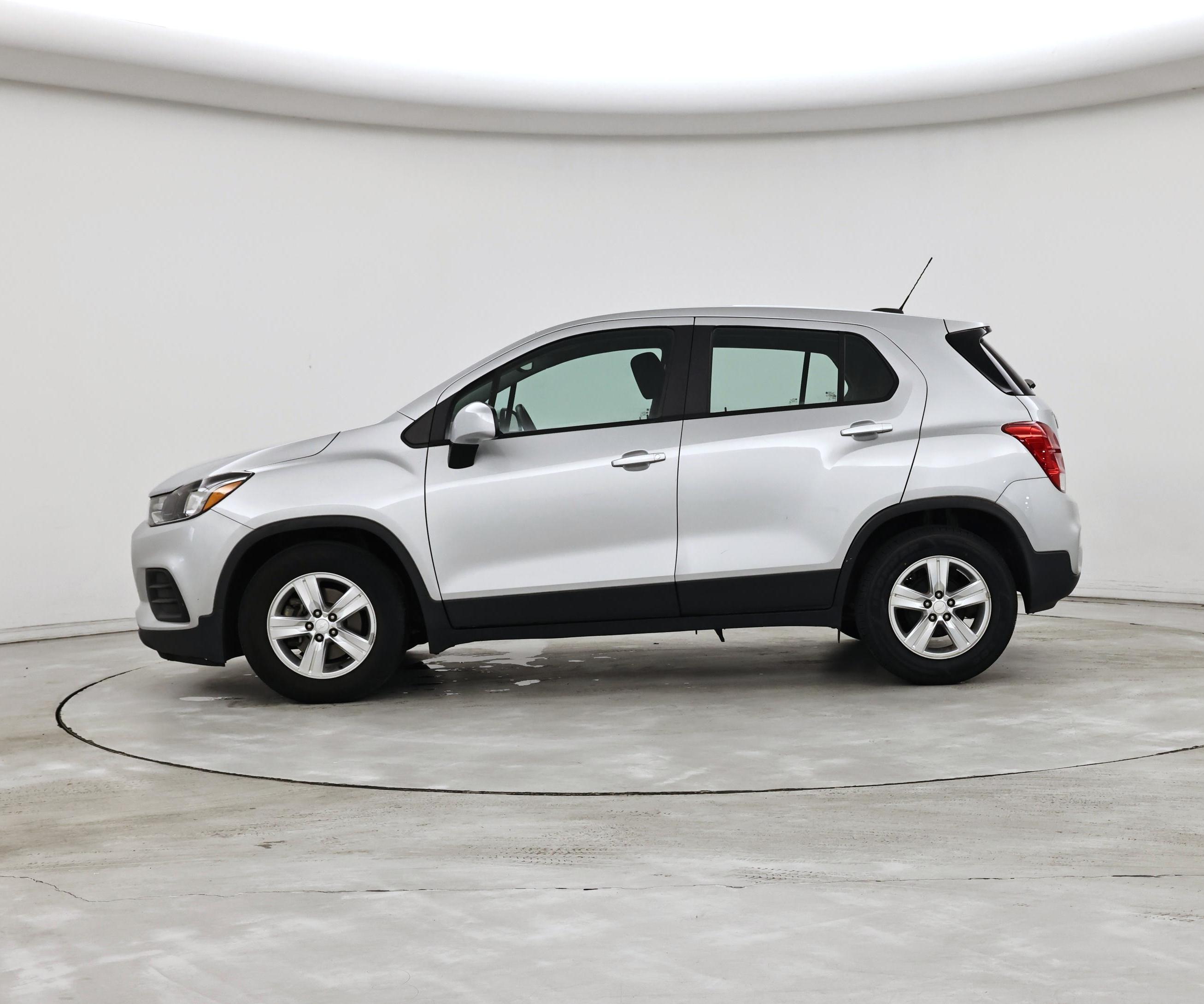 Thumbnail: 2020 Chevrolet Trax - 3