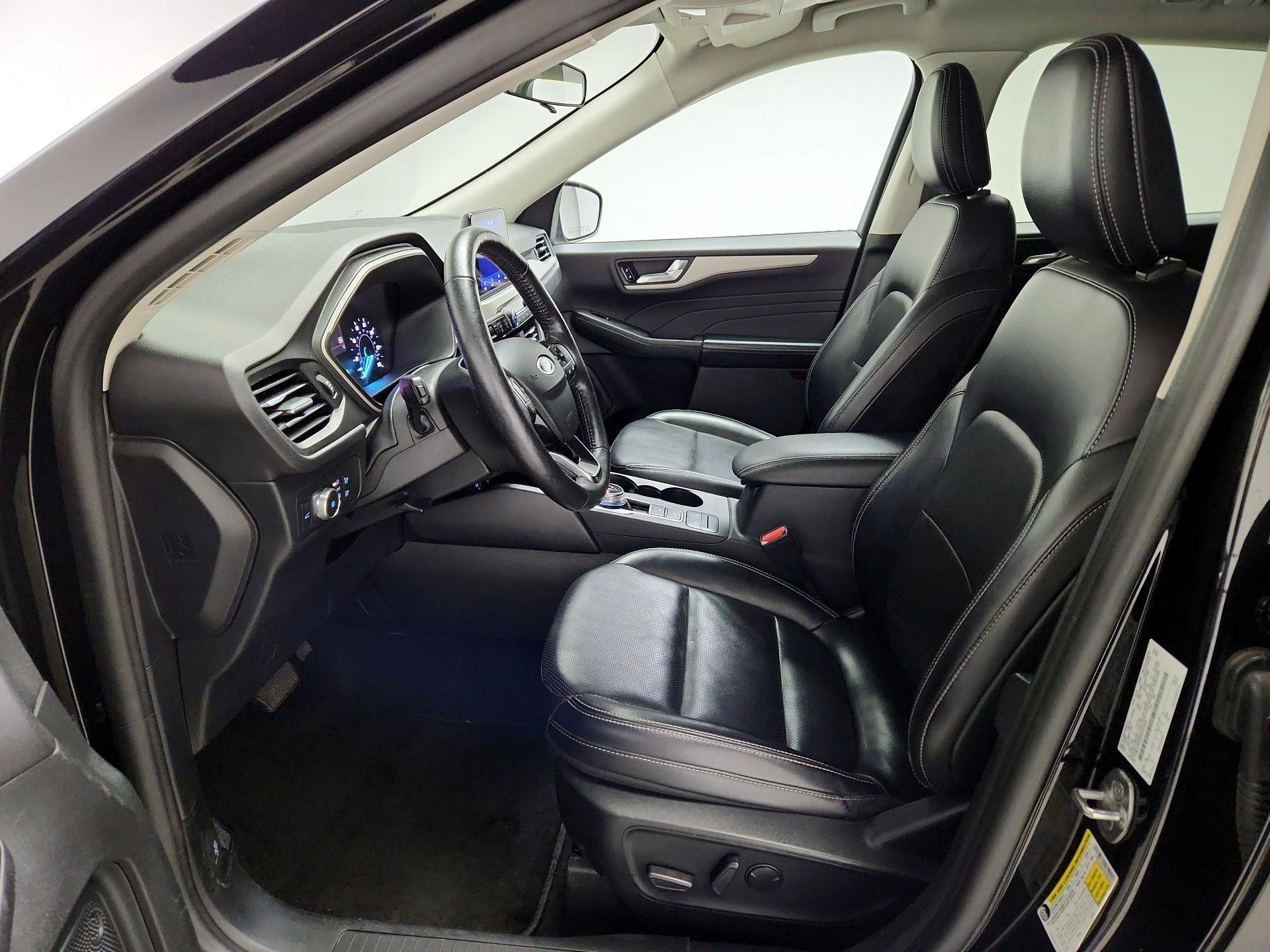 Thumbnail: 2021 Ford Escape - 11