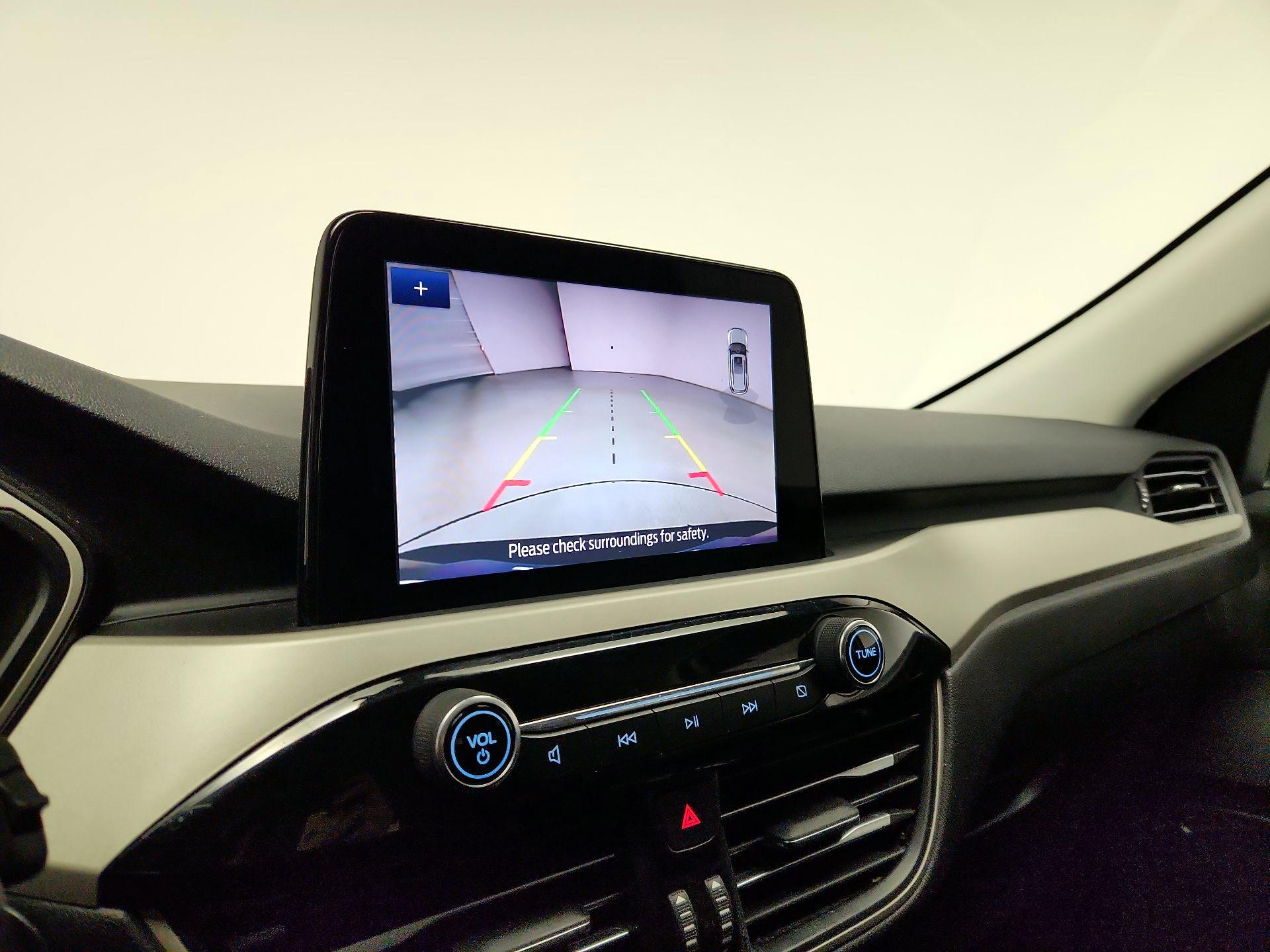 Thumbnail: 2021 Ford Escape - 14