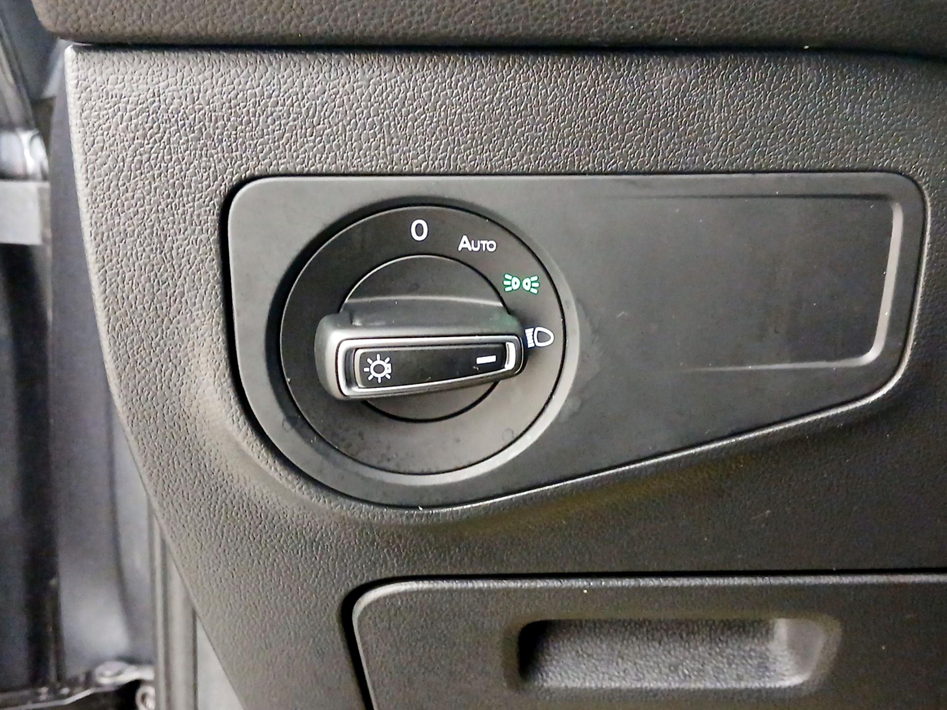 Thumbnail: 2024 Volkswagen Tiguan - 13