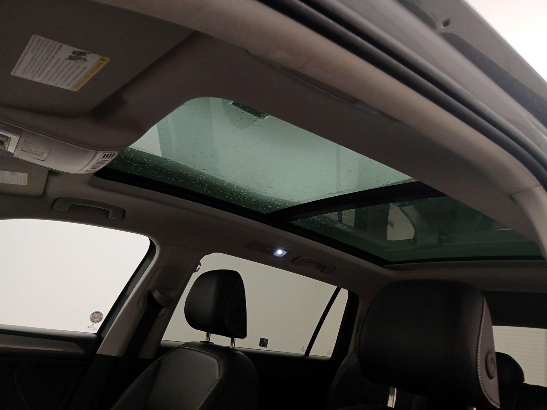 Thumbnail: 2024 Volkswagen Tiguan - 19