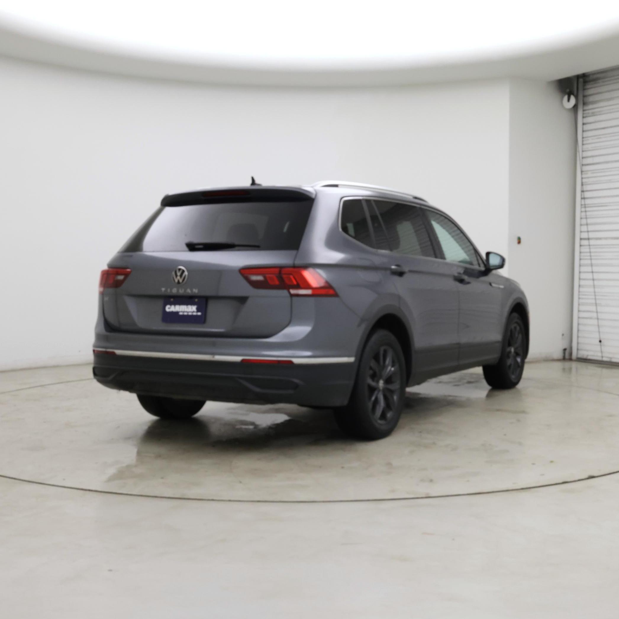 Thumbnail: 2024 Volkswagen Tiguan - 8