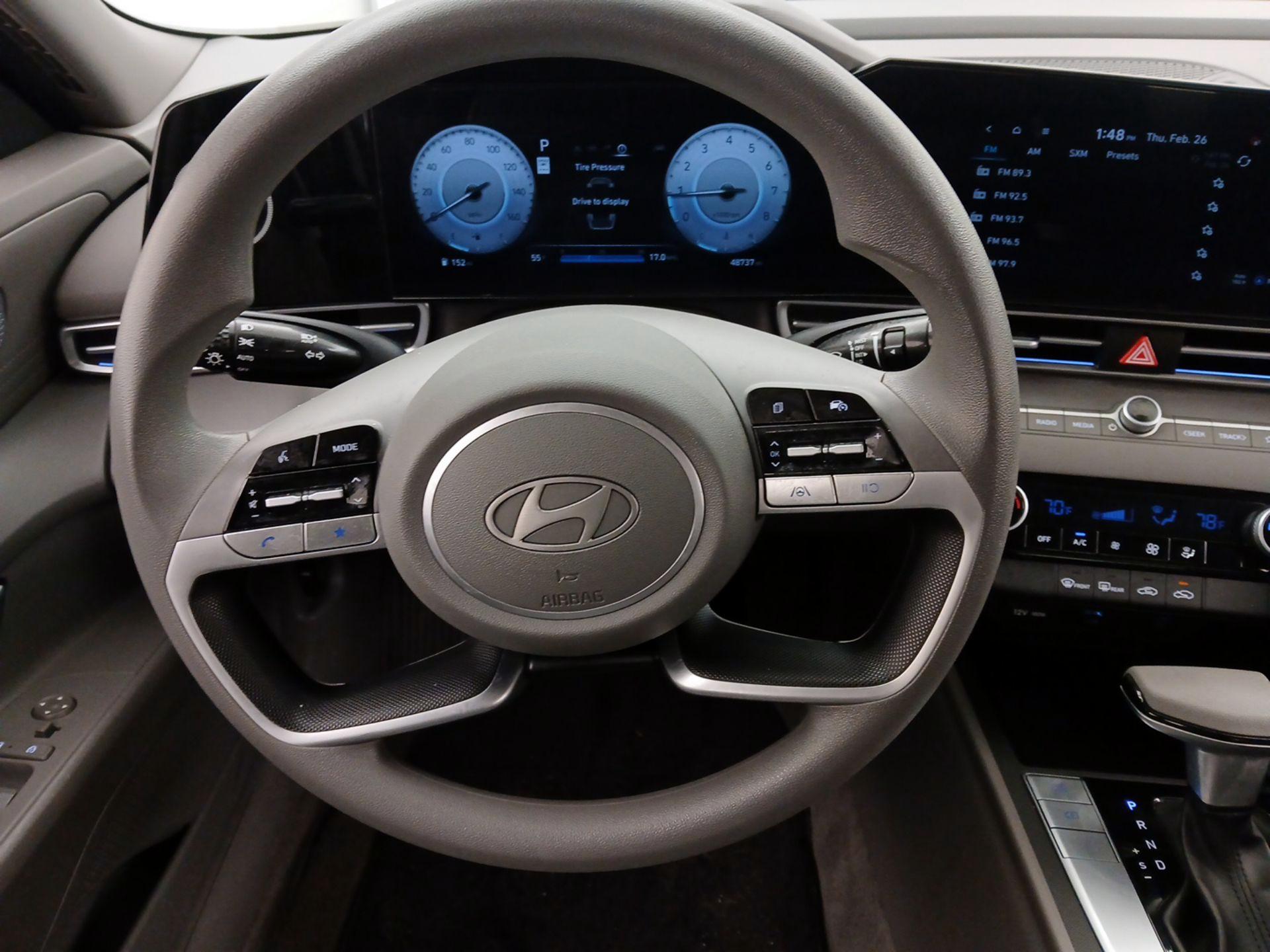 Thumbnail: 2024 Hyundai Elantra - 10