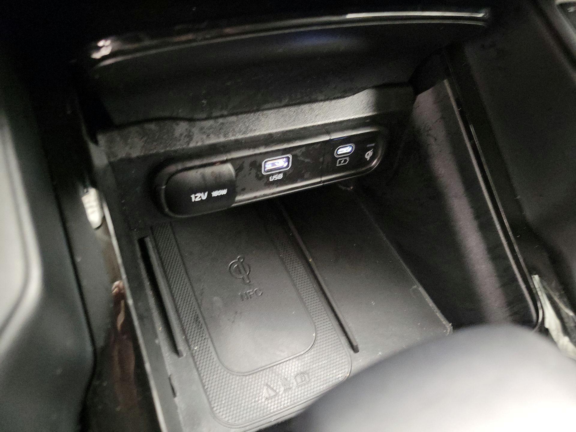 Thumbnail: 2023 Kia Telluride - 18