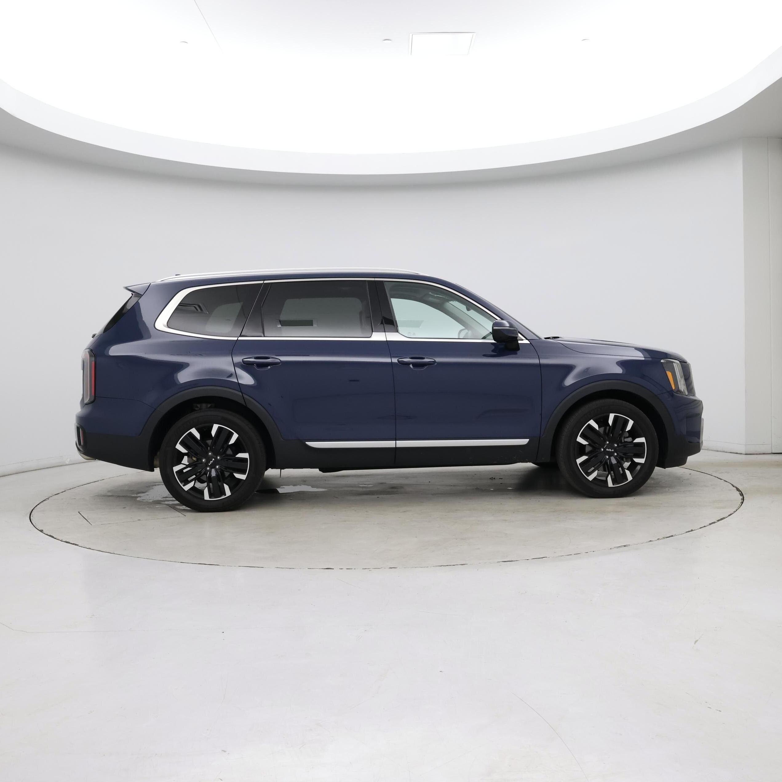 Thumbnail: 2023 Kia Telluride - 7