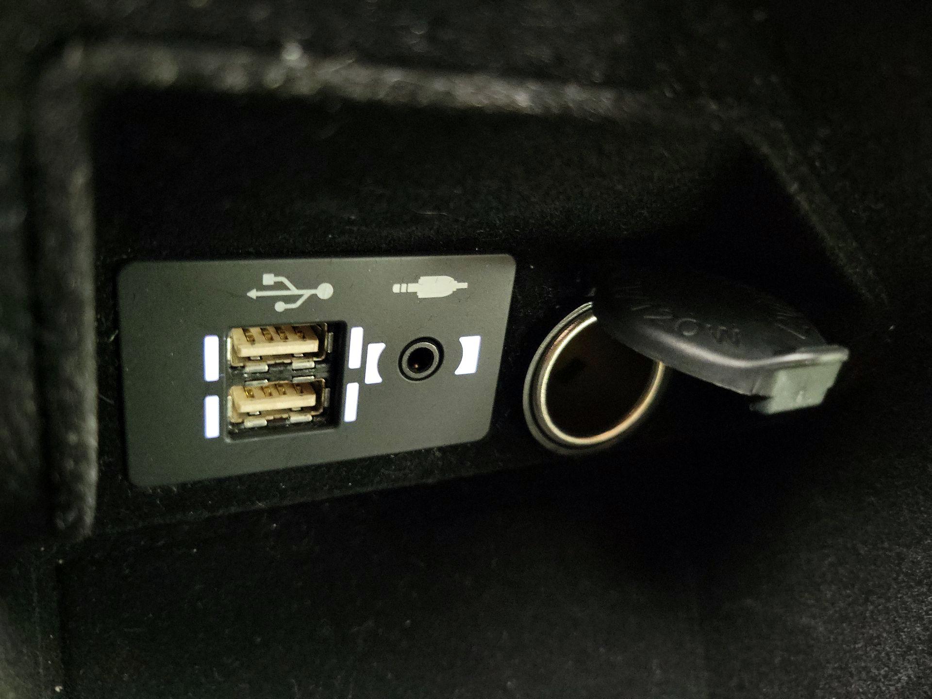 Thumbnail: 2021 Lexus IS - 19