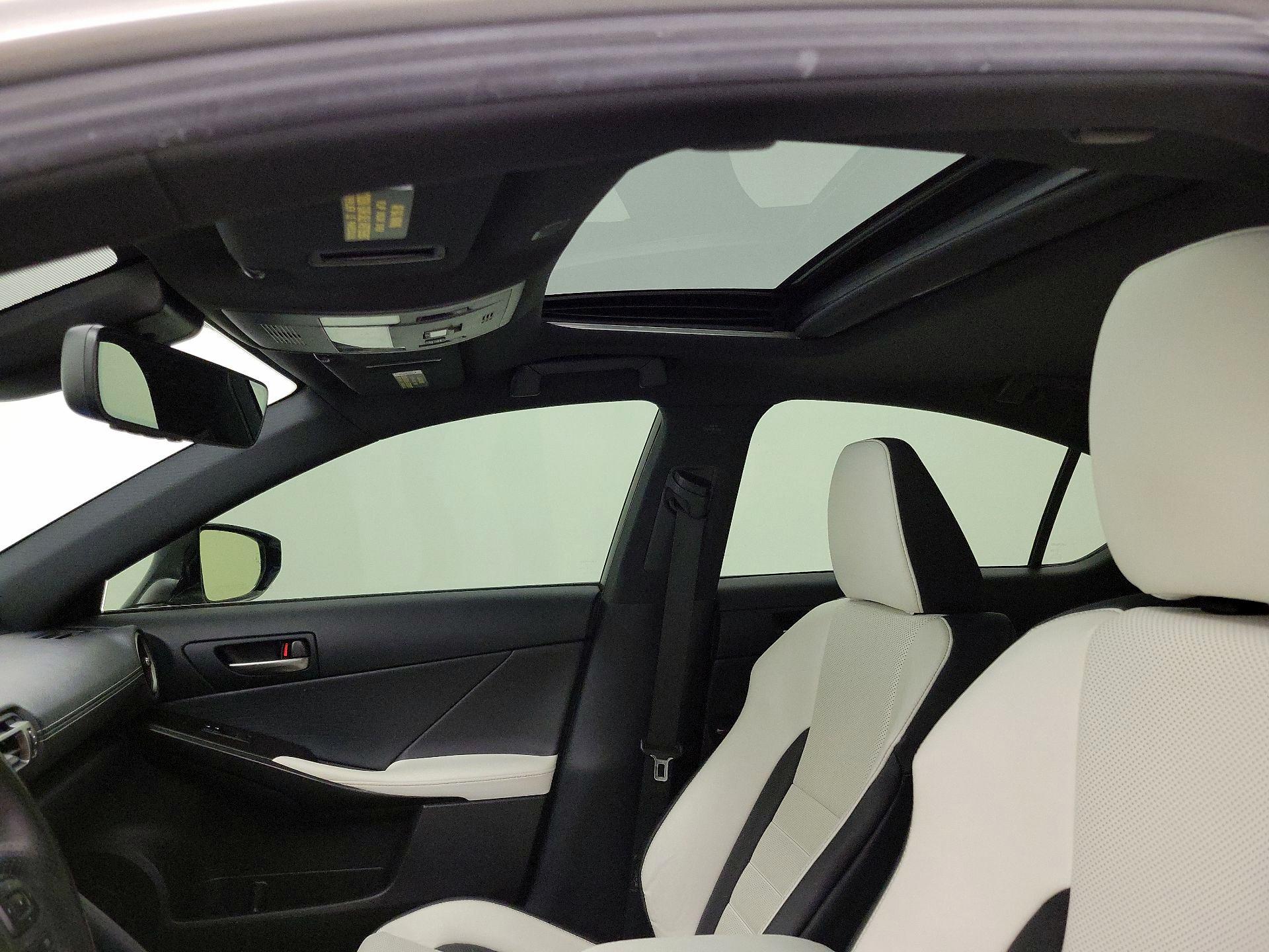 Thumbnail: 2021 Lexus IS - 20