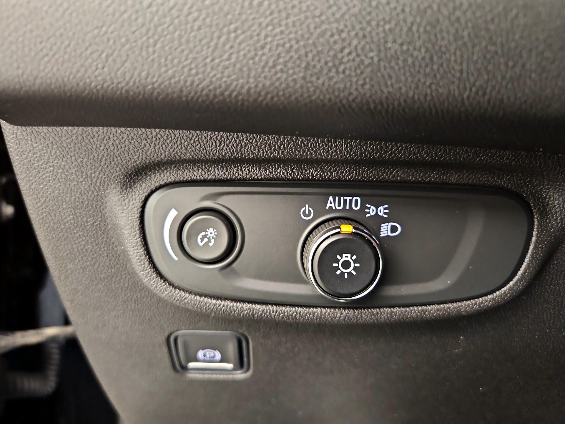 Thumbnail: 2022 GMC Terrain - 13