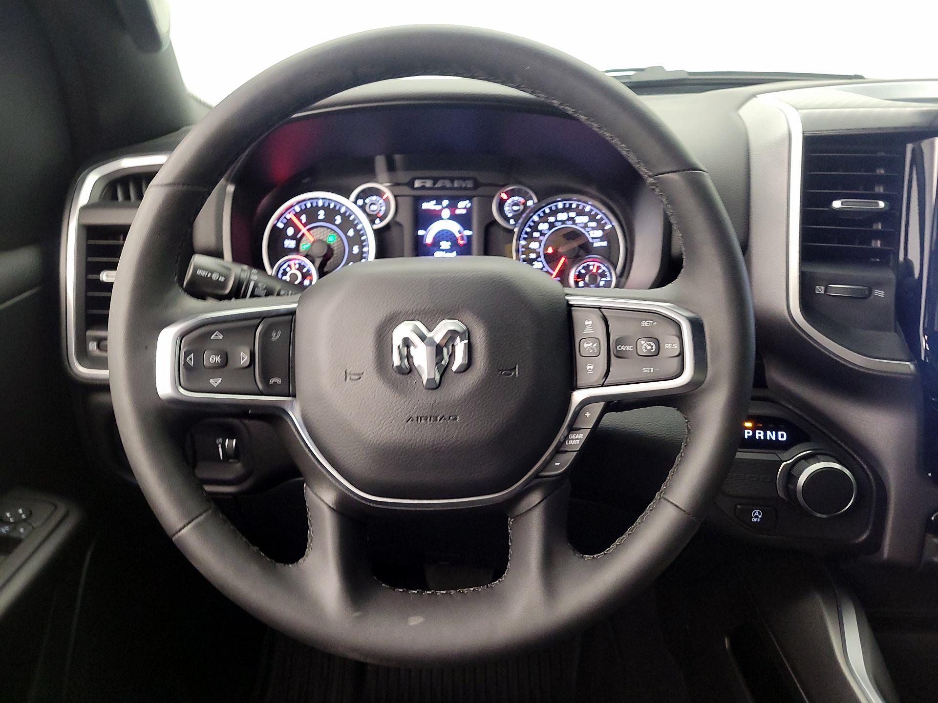 Thumbnail: 2025 RAM 1500 - 10