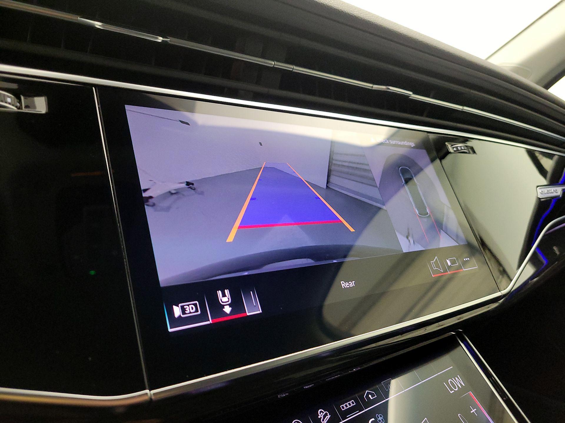 Thumbnail: 2024 Audi Q7 - 15