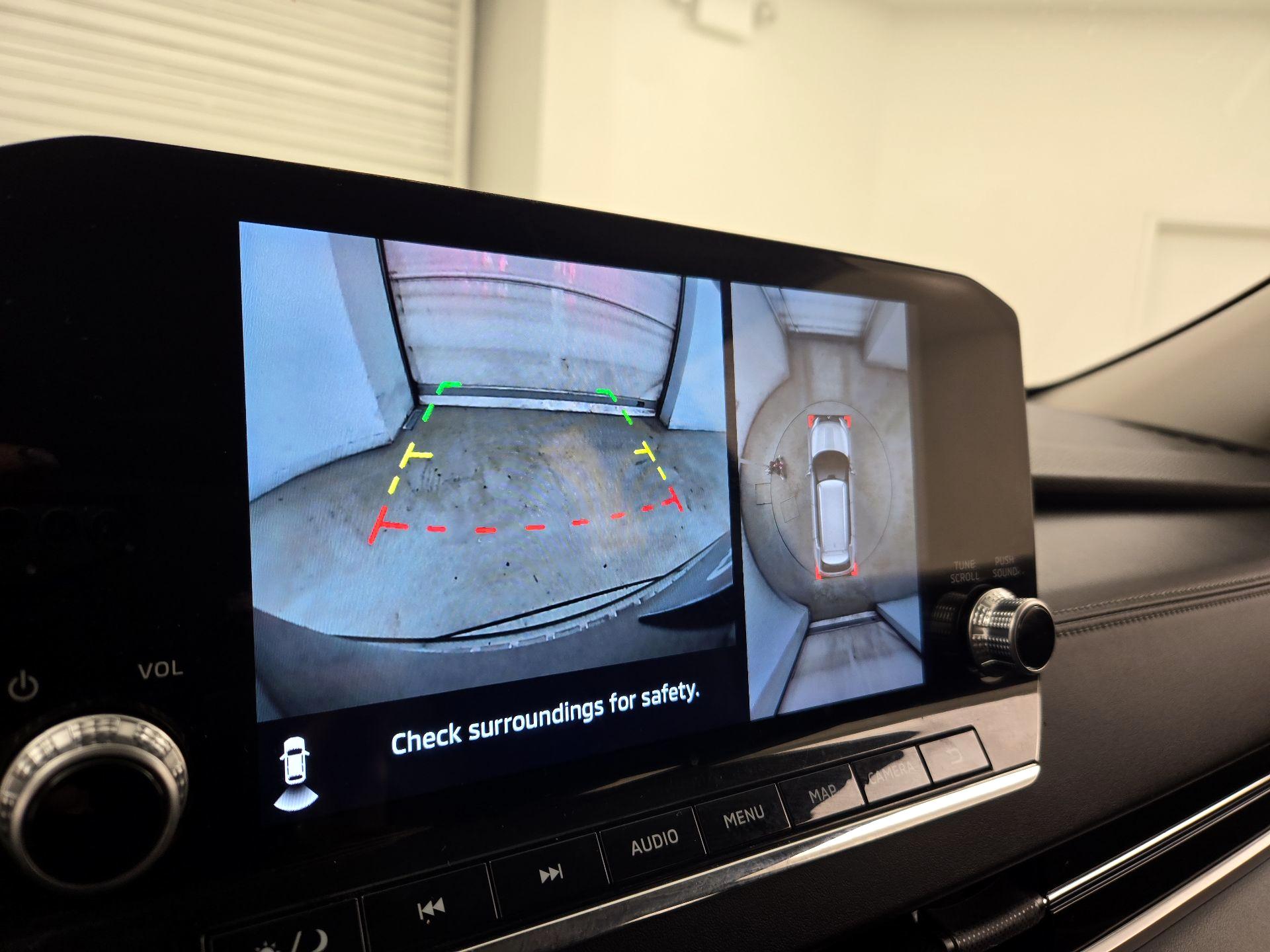 Thumbnail: 2022 Mitsubishi Outlander - 13