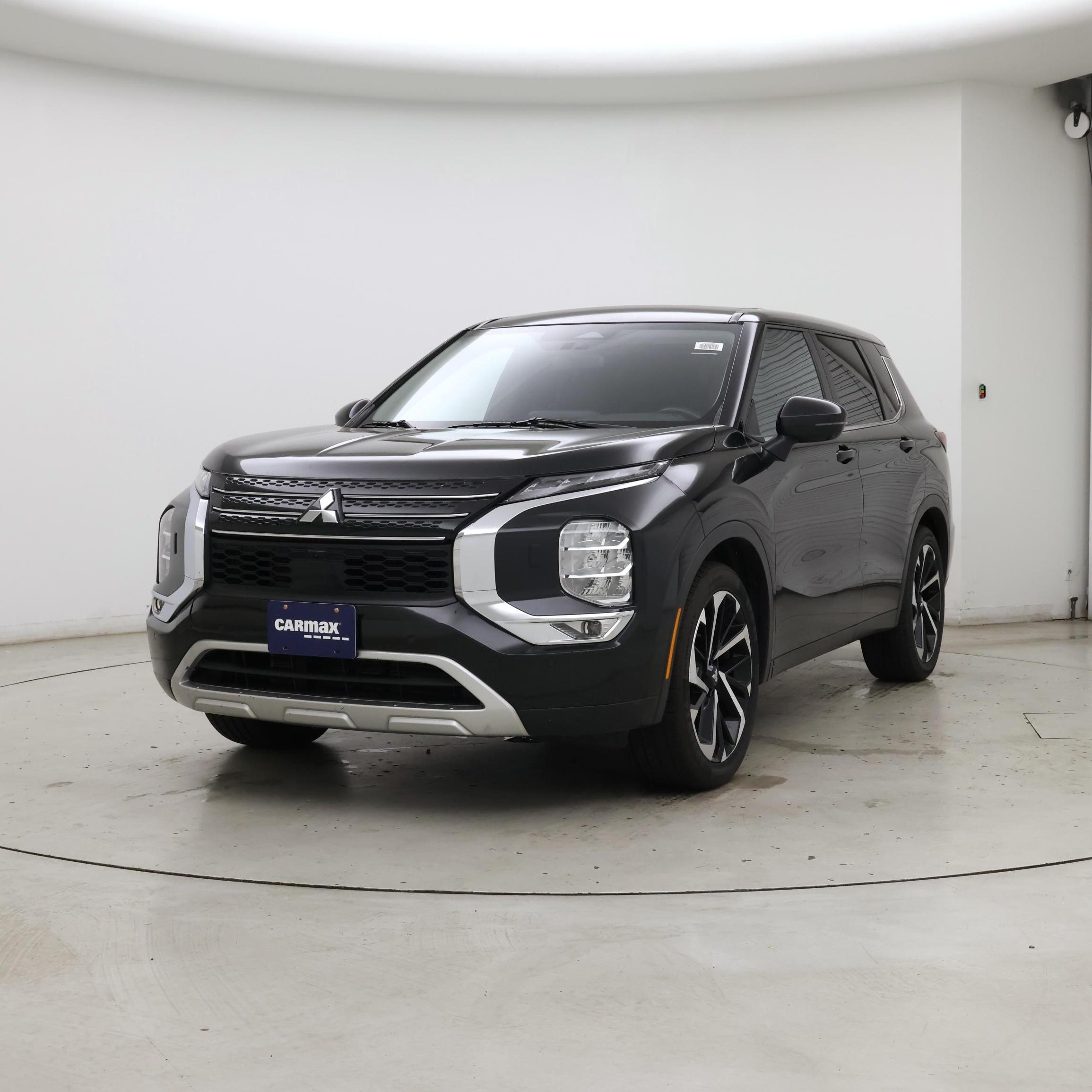 Thumbnail: 2022 Mitsubishi Outlander - 4