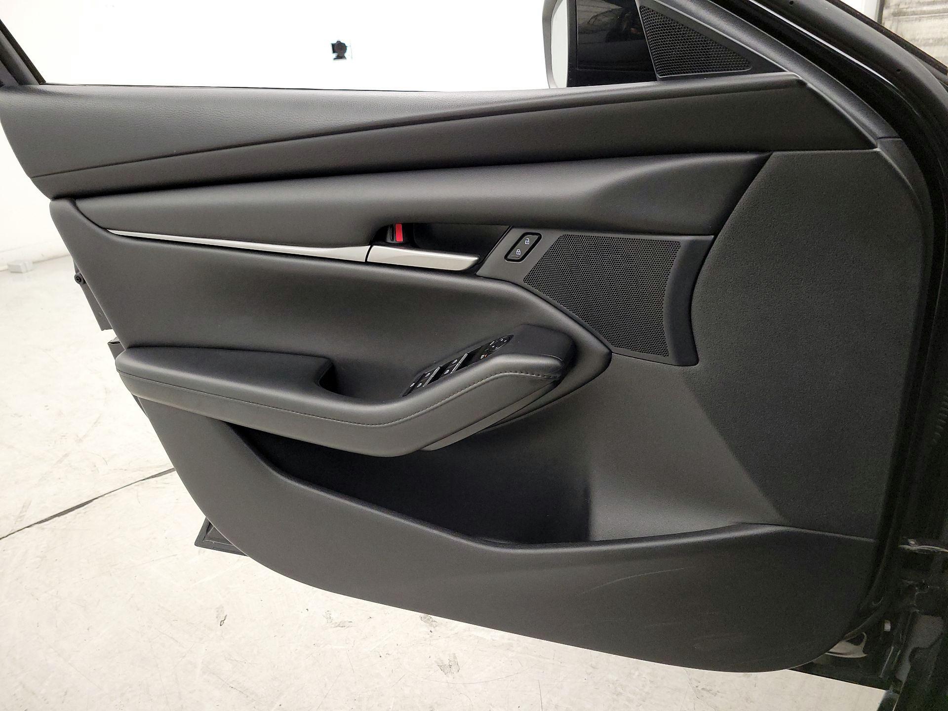 Thumbnail: 2023 Mazda Mazda3 - 12