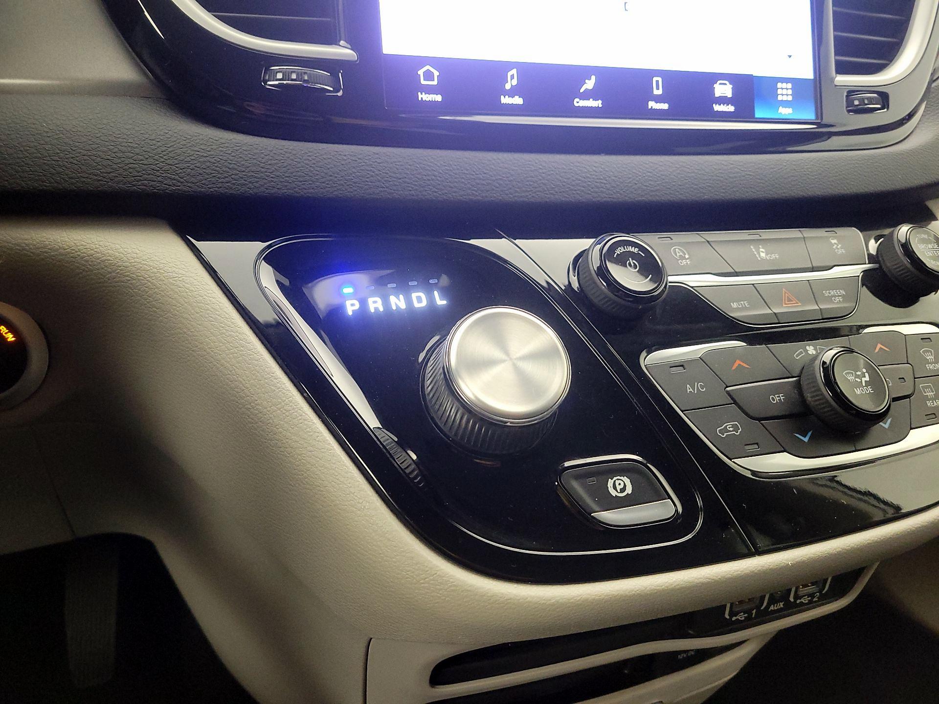 Thumbnail: 2022 Chrysler Pacifica - 17