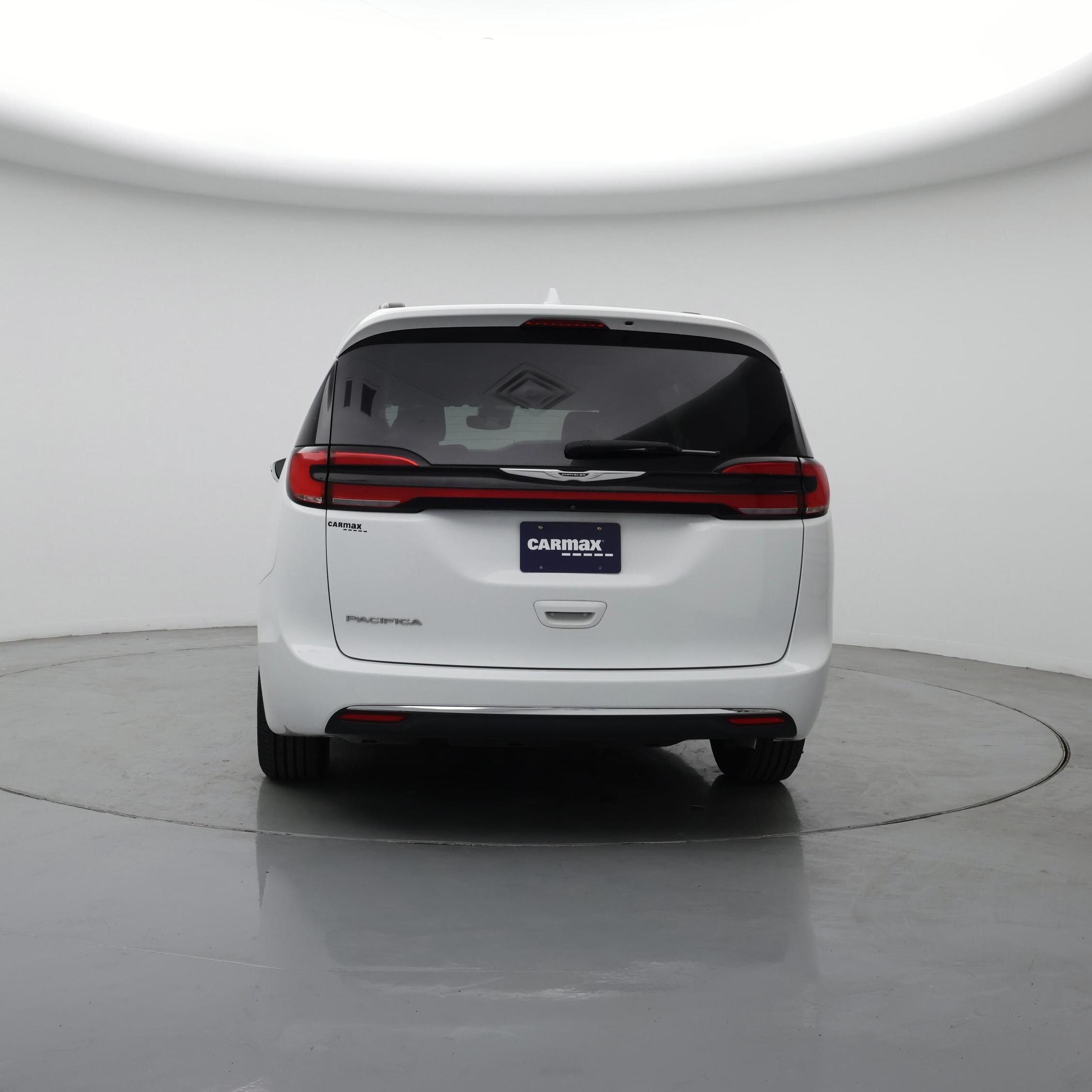 Thumbnail: 2022 Chrysler Pacifica - 6