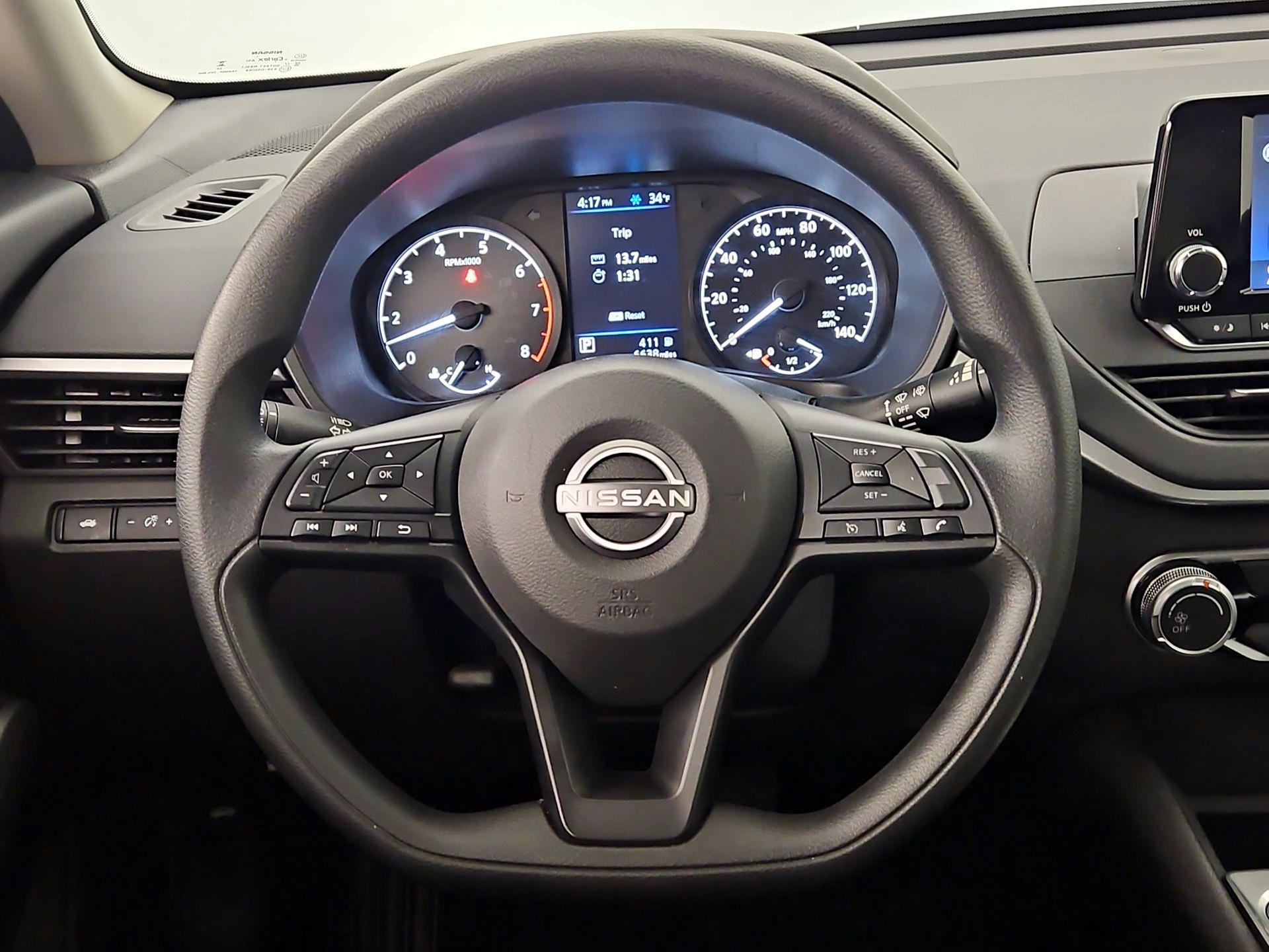 Thumbnail: 2024 Nissan Altima - 10