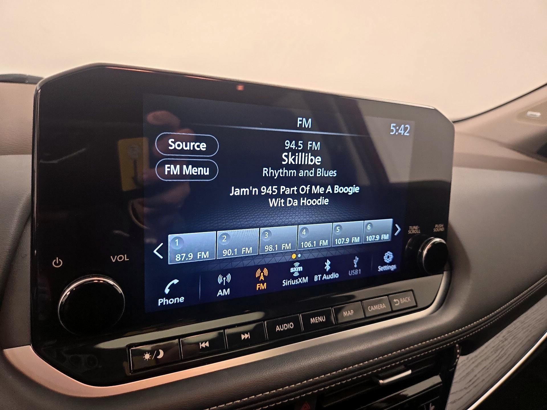 Thumbnail: 2023 Nissan Rogue - 16