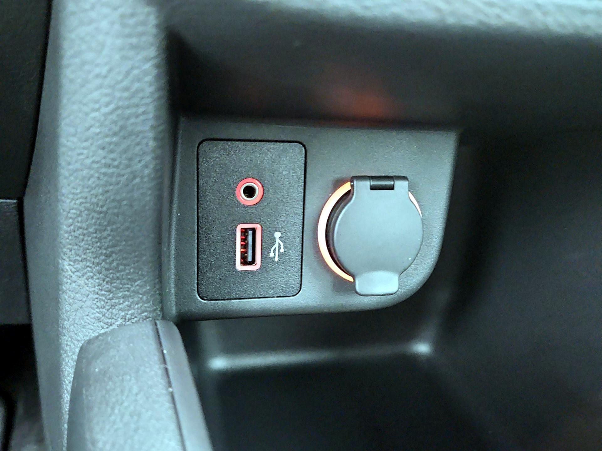 Thumbnail: 2024 Nissan Kicks - 18