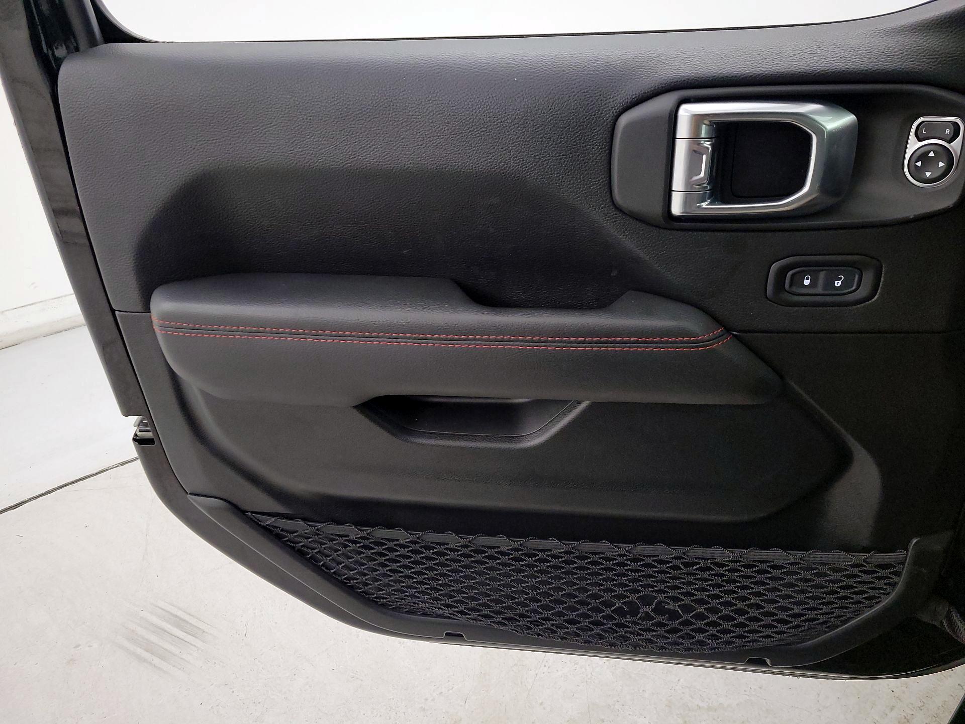 Thumbnail: 2021 Jeep Wrangler - 12