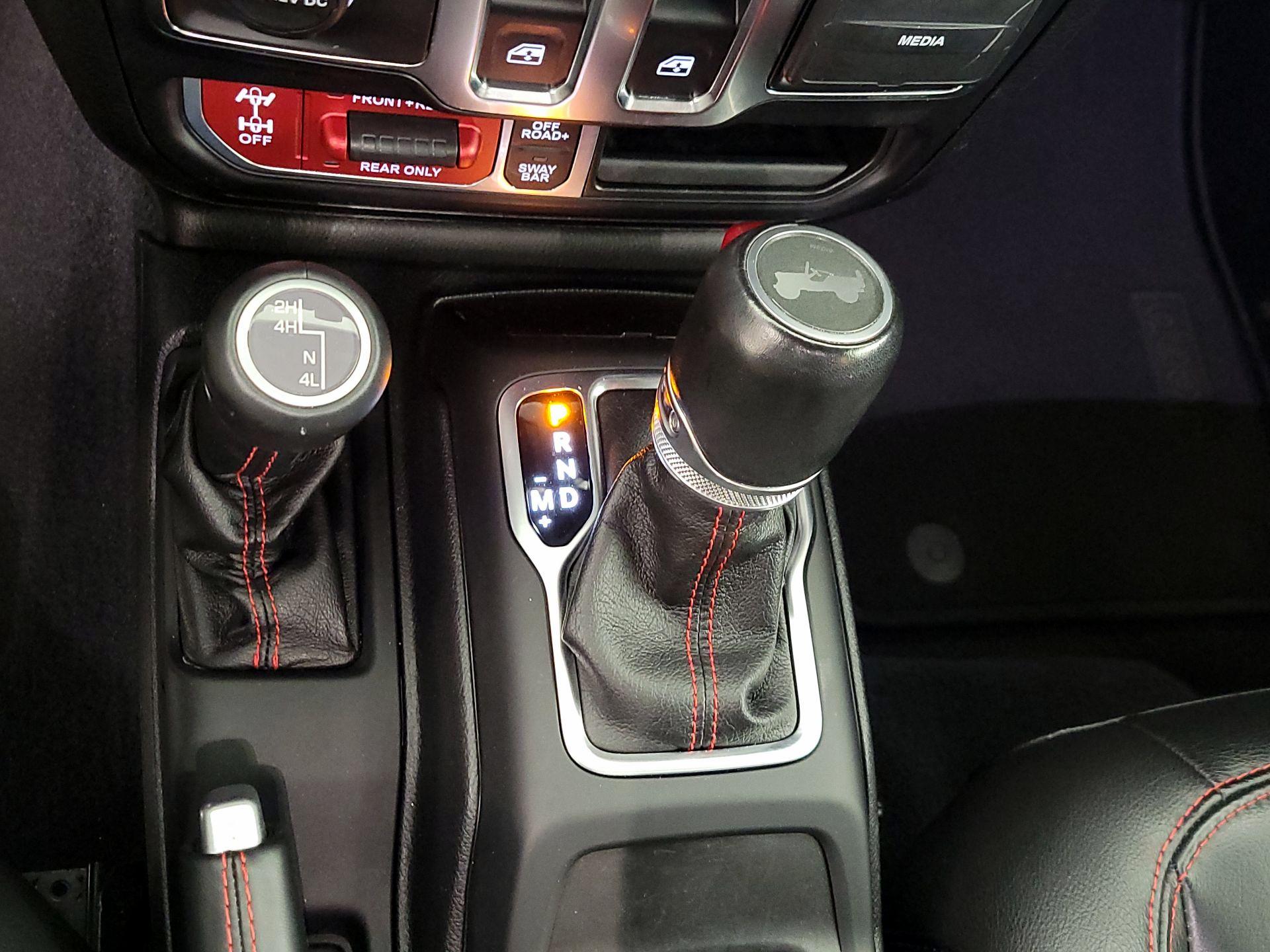 Thumbnail: 2021 Jeep Wrangler - 18