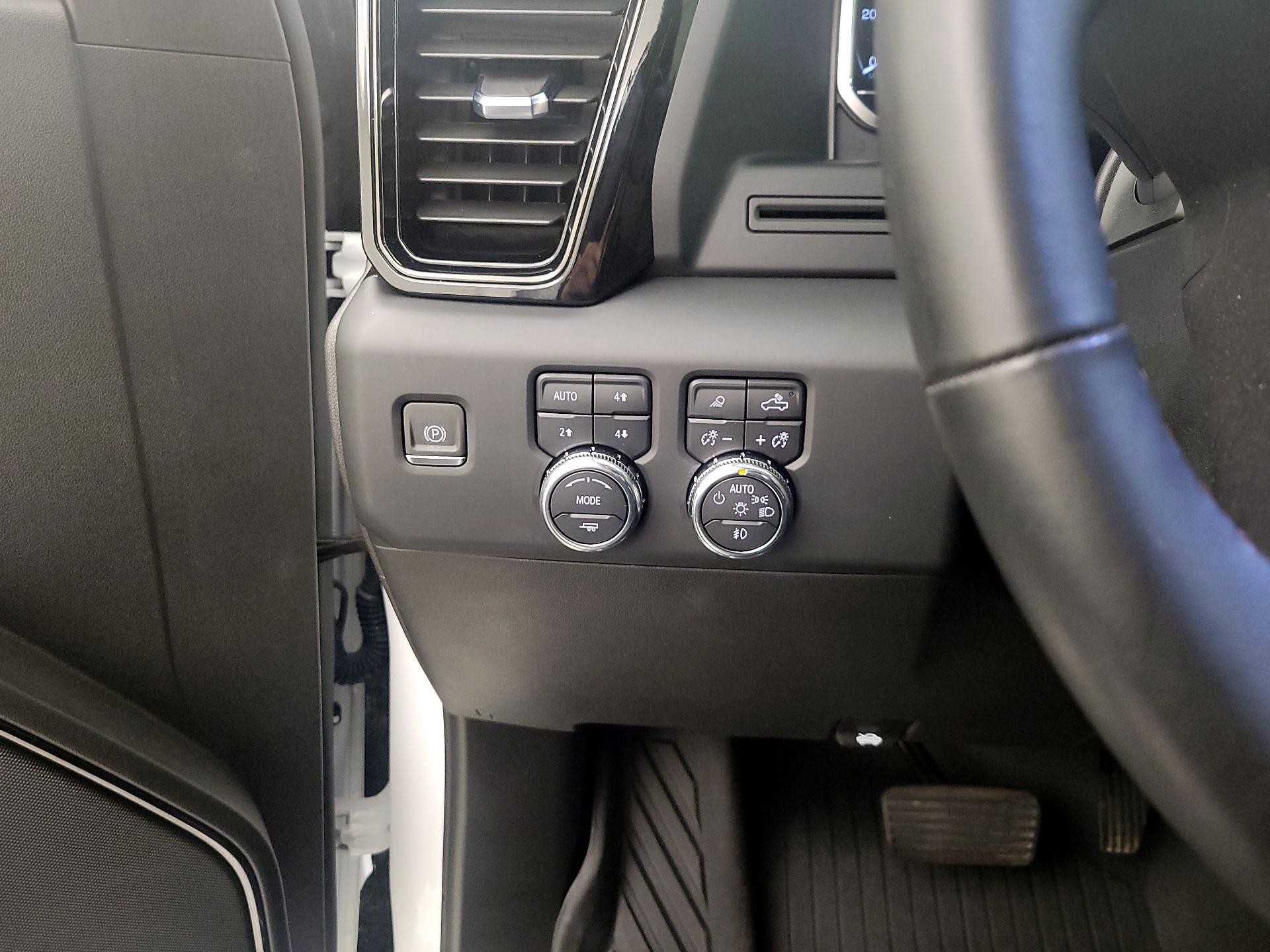 Thumbnail: 2023 GMC Sierra 1500 - 13