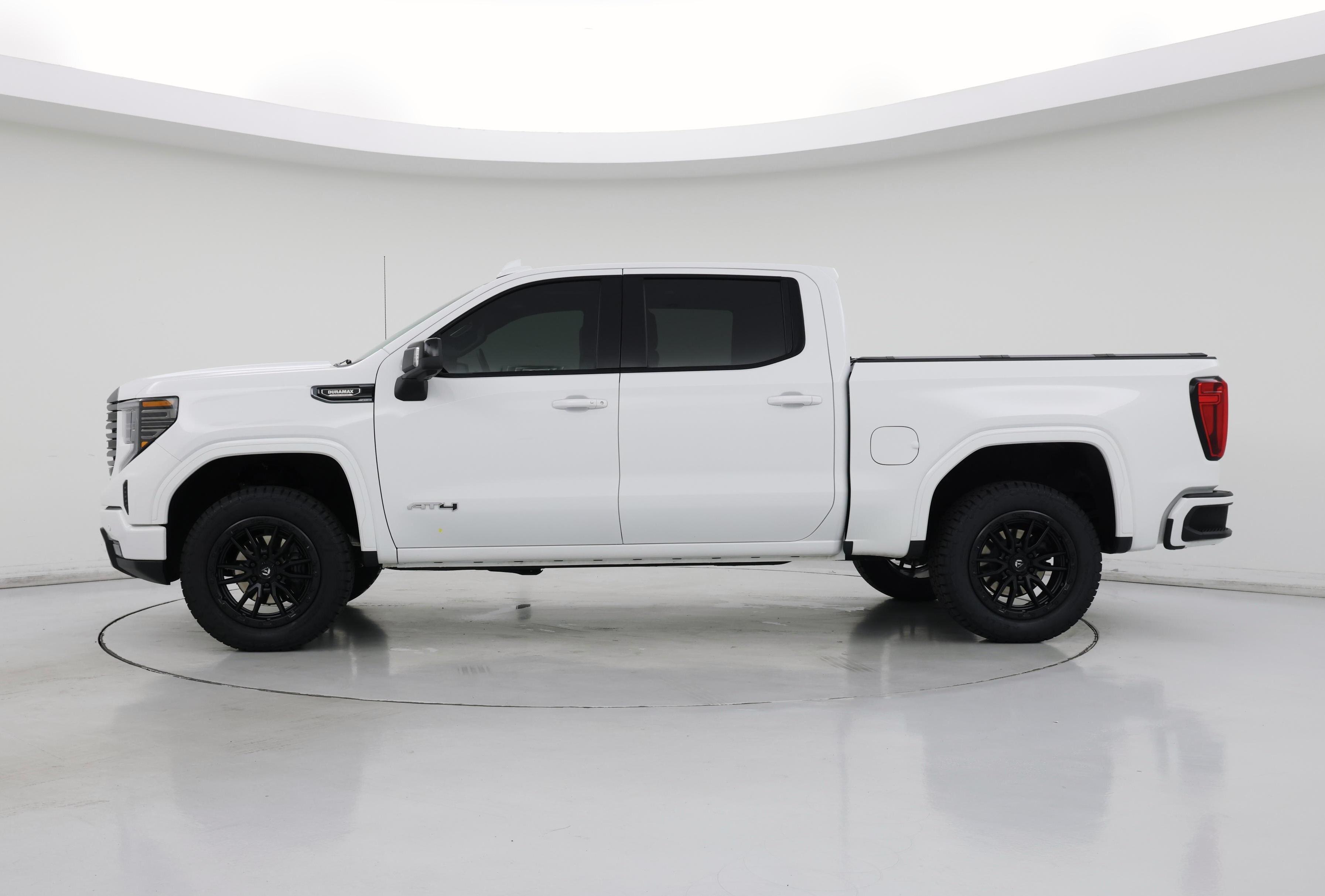 Thumbnail: 2023 GMC Sierra 1500 - 3