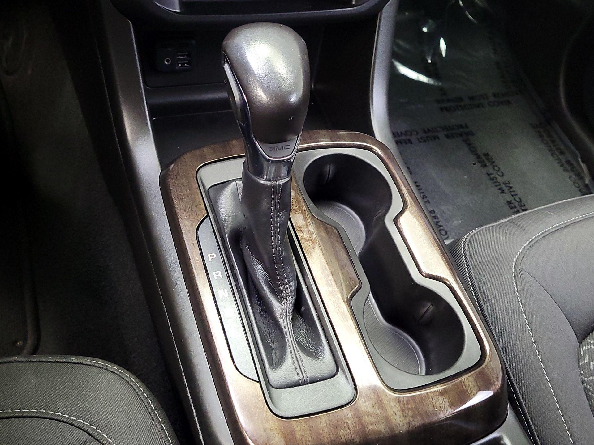 Thumbnail: 2022 GMC Canyon - 16