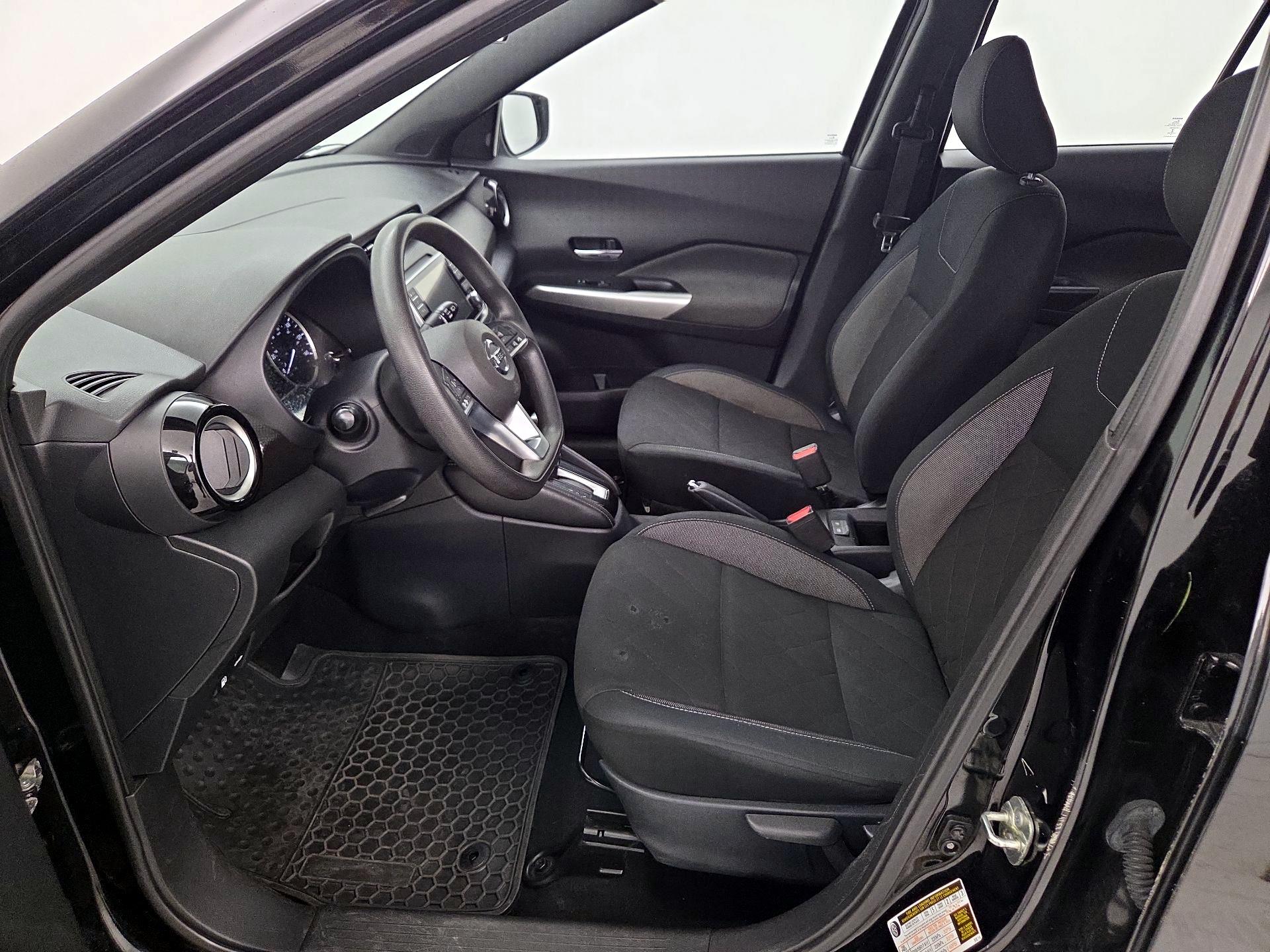 Thumbnail: 2020 Nissan Kicks - 11