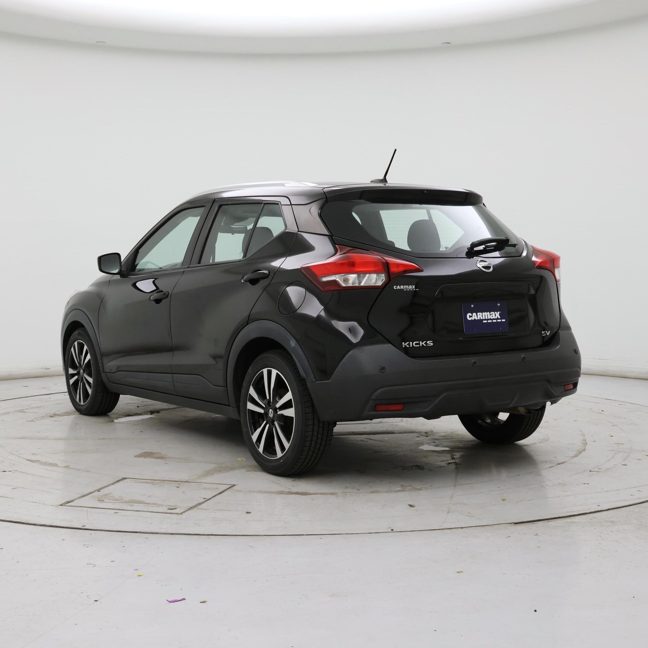 Thumbnail: 2020 Nissan Kicks - 2