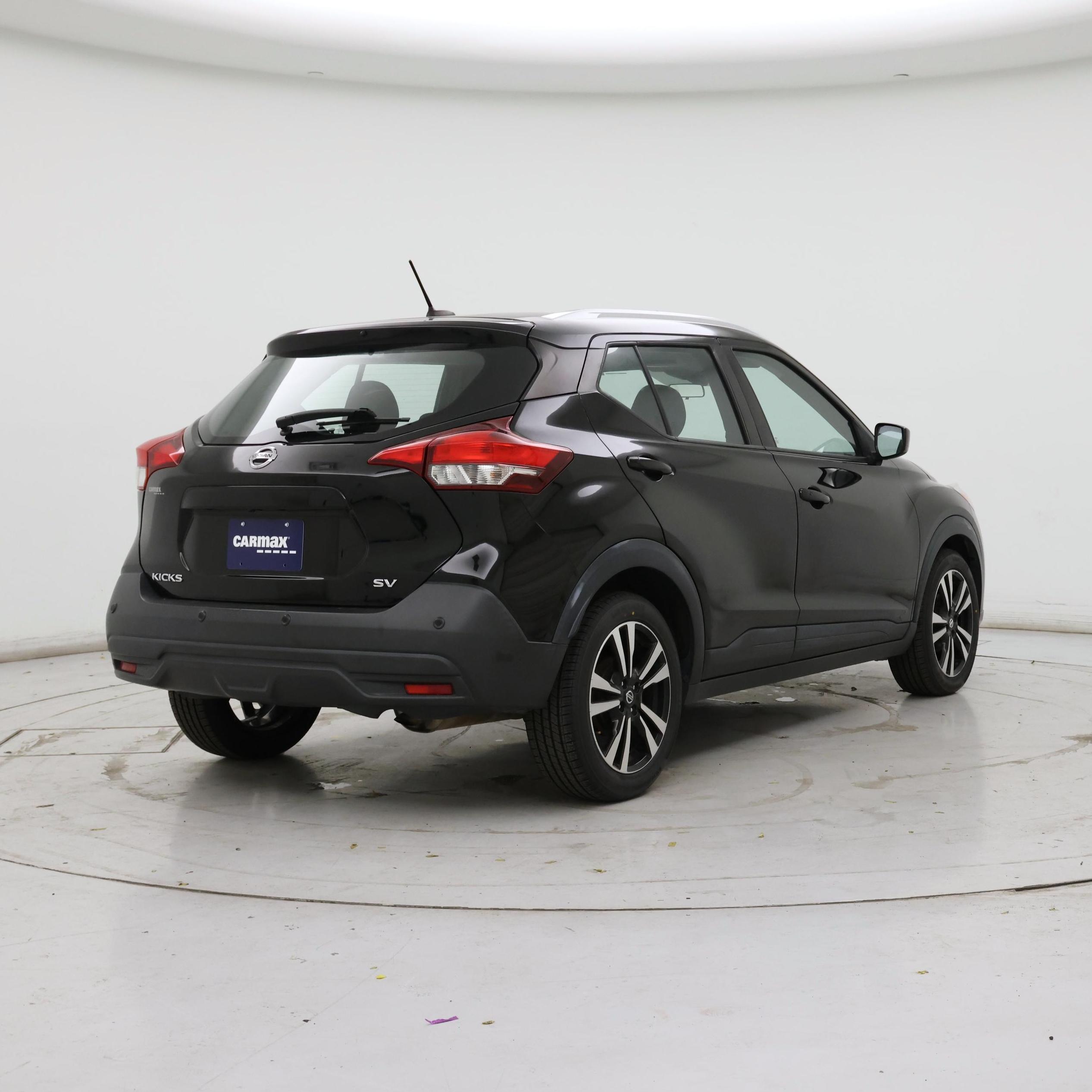 Thumbnail: 2020 Nissan Kicks - 8