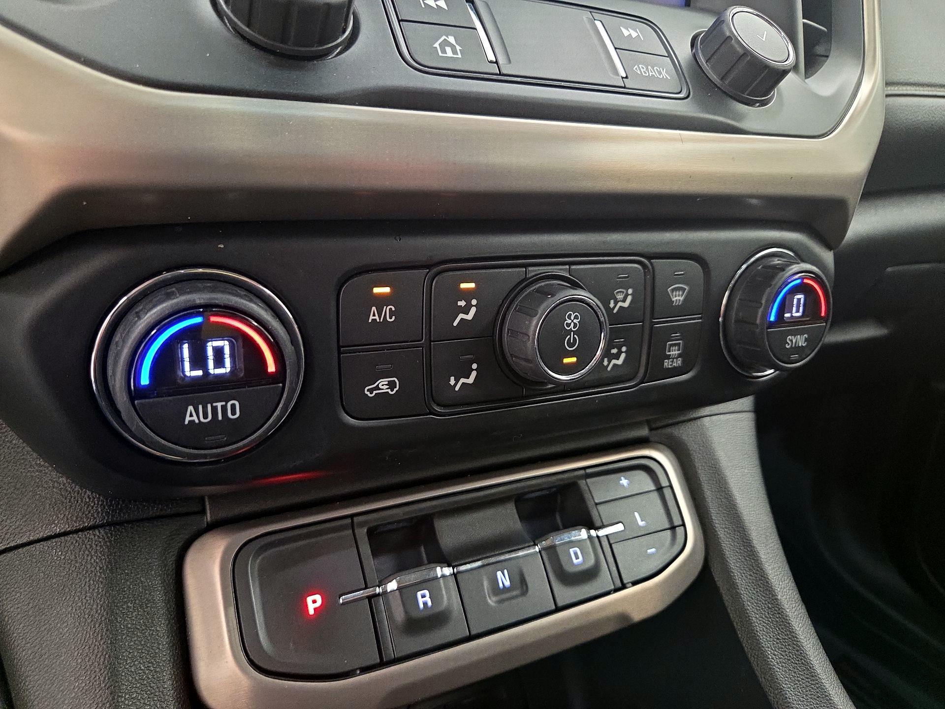 Thumbnail: 2022 GMC Acadia - 14