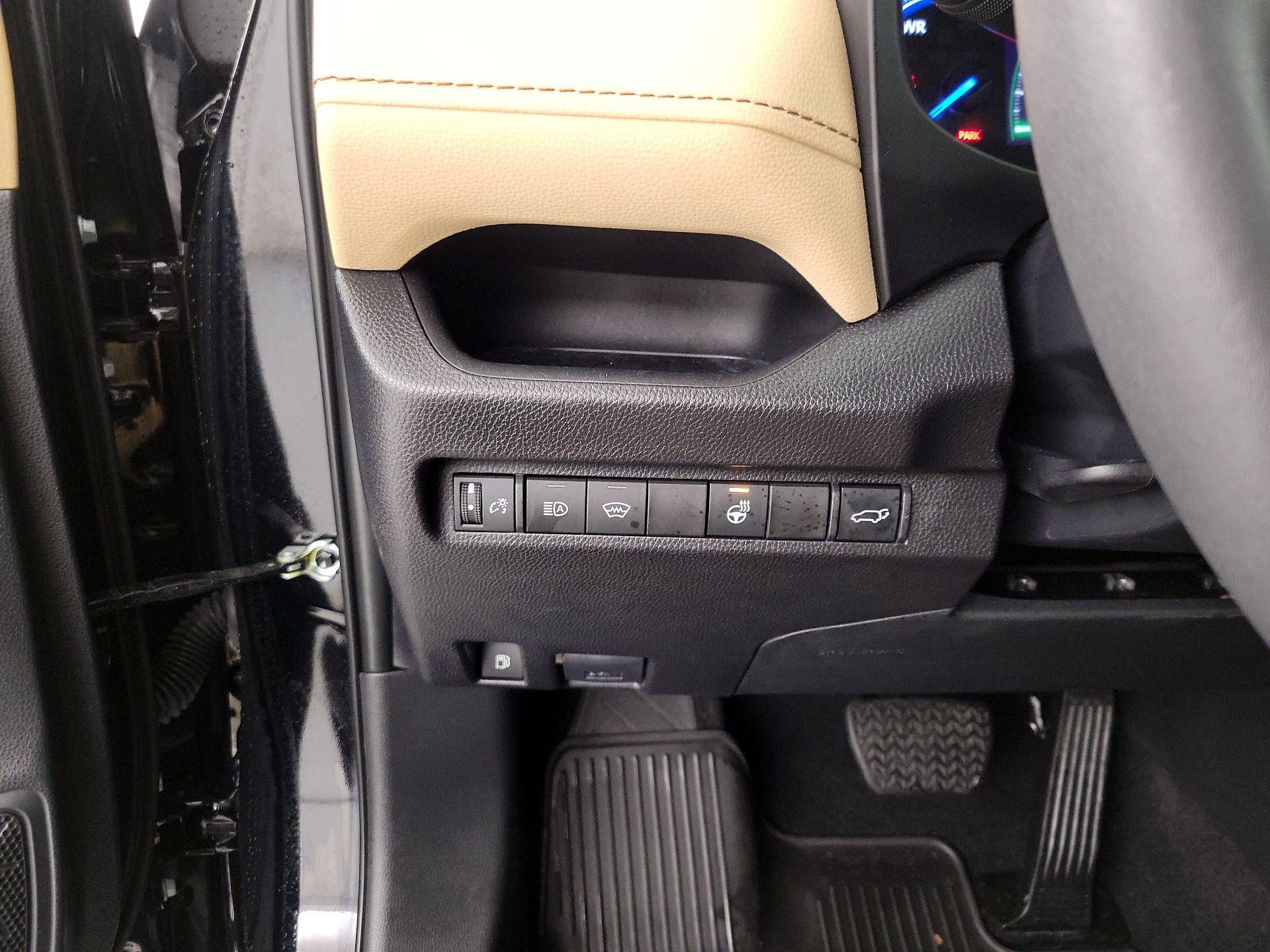 Thumbnail: 2024 Toyota RAV4 - 13