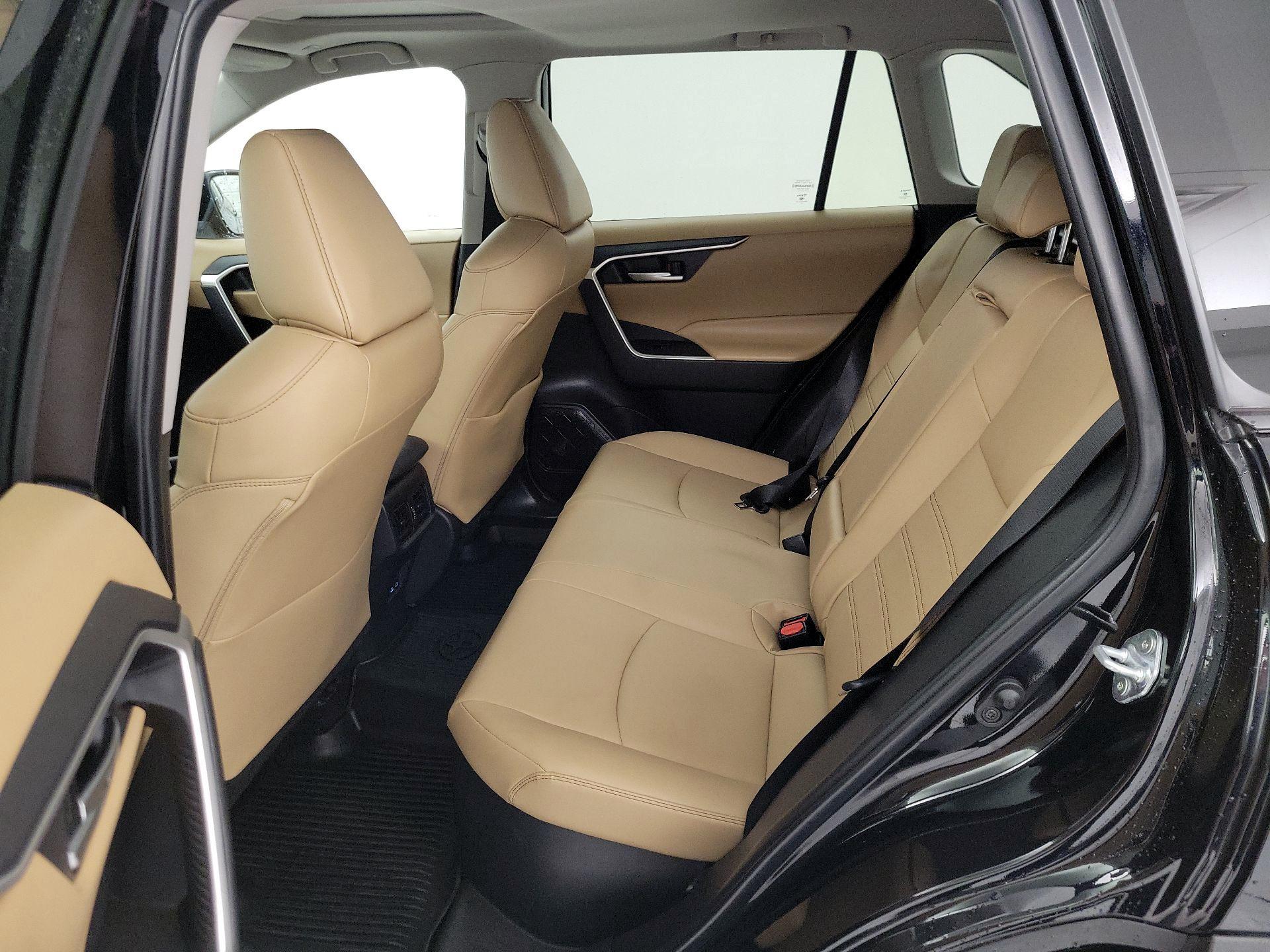 Thumbnail: 2024 Toyota RAV4 - 20