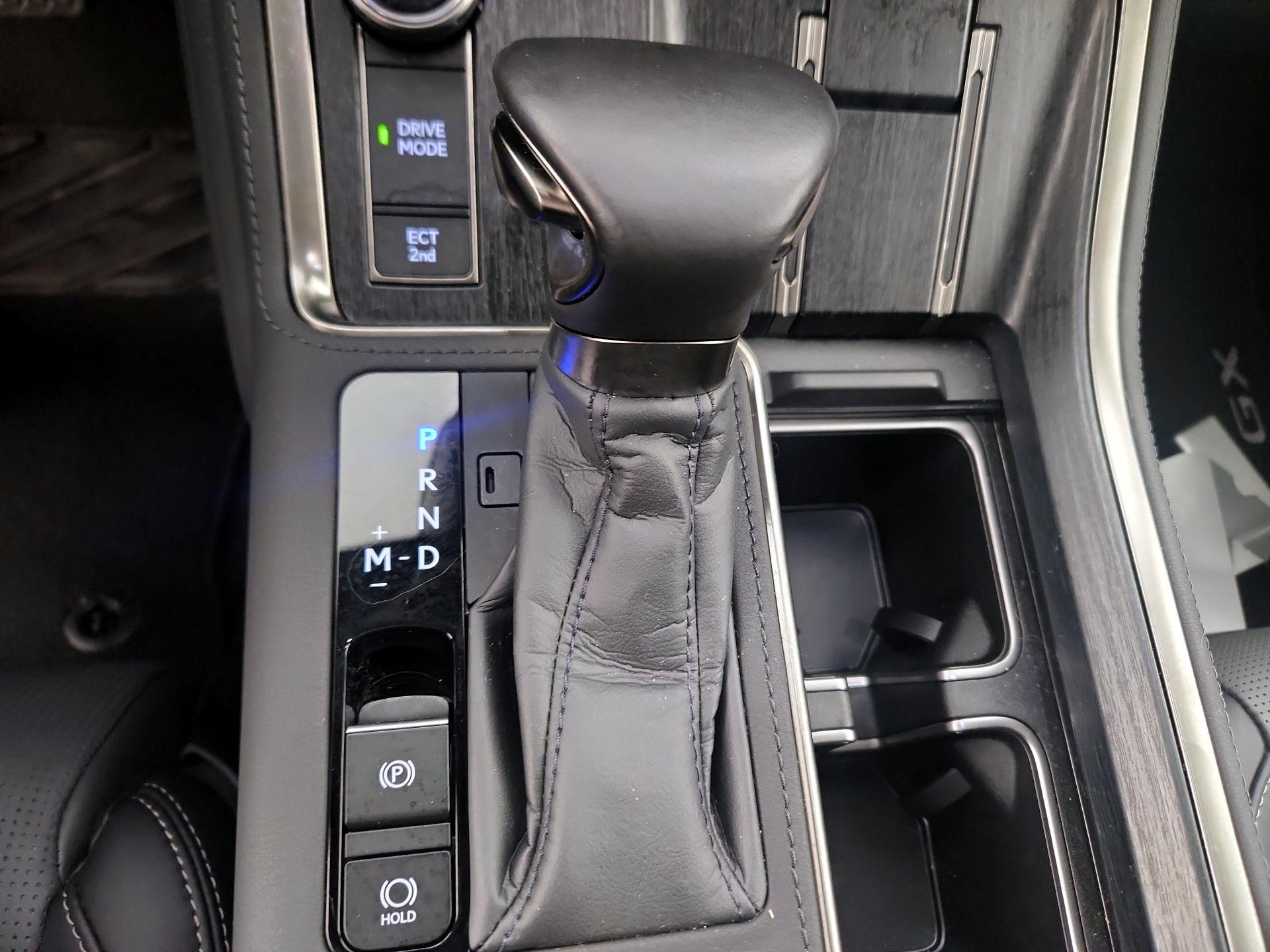 Thumbnail: 2025 Lexus GX - 18