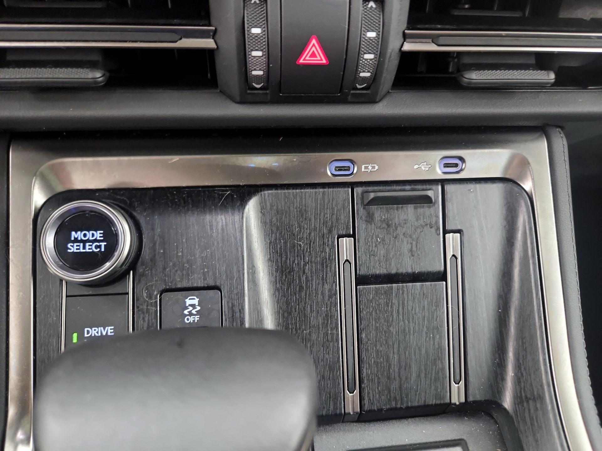 Thumbnail: 2025 Lexus GX - 19