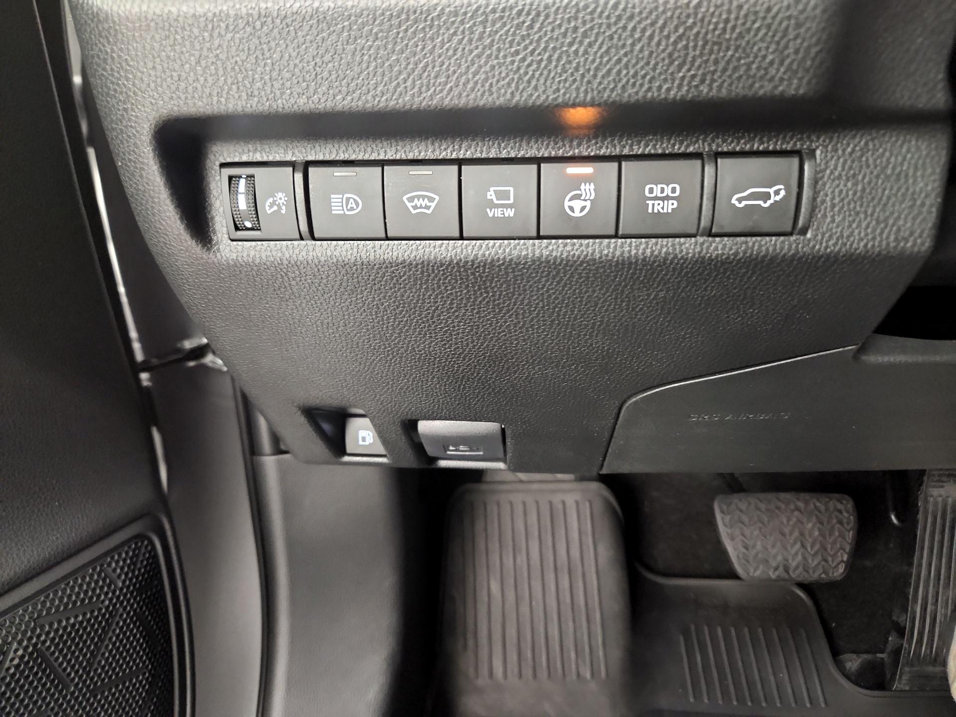 Thumbnail: 2024 Toyota RAV4 - 13