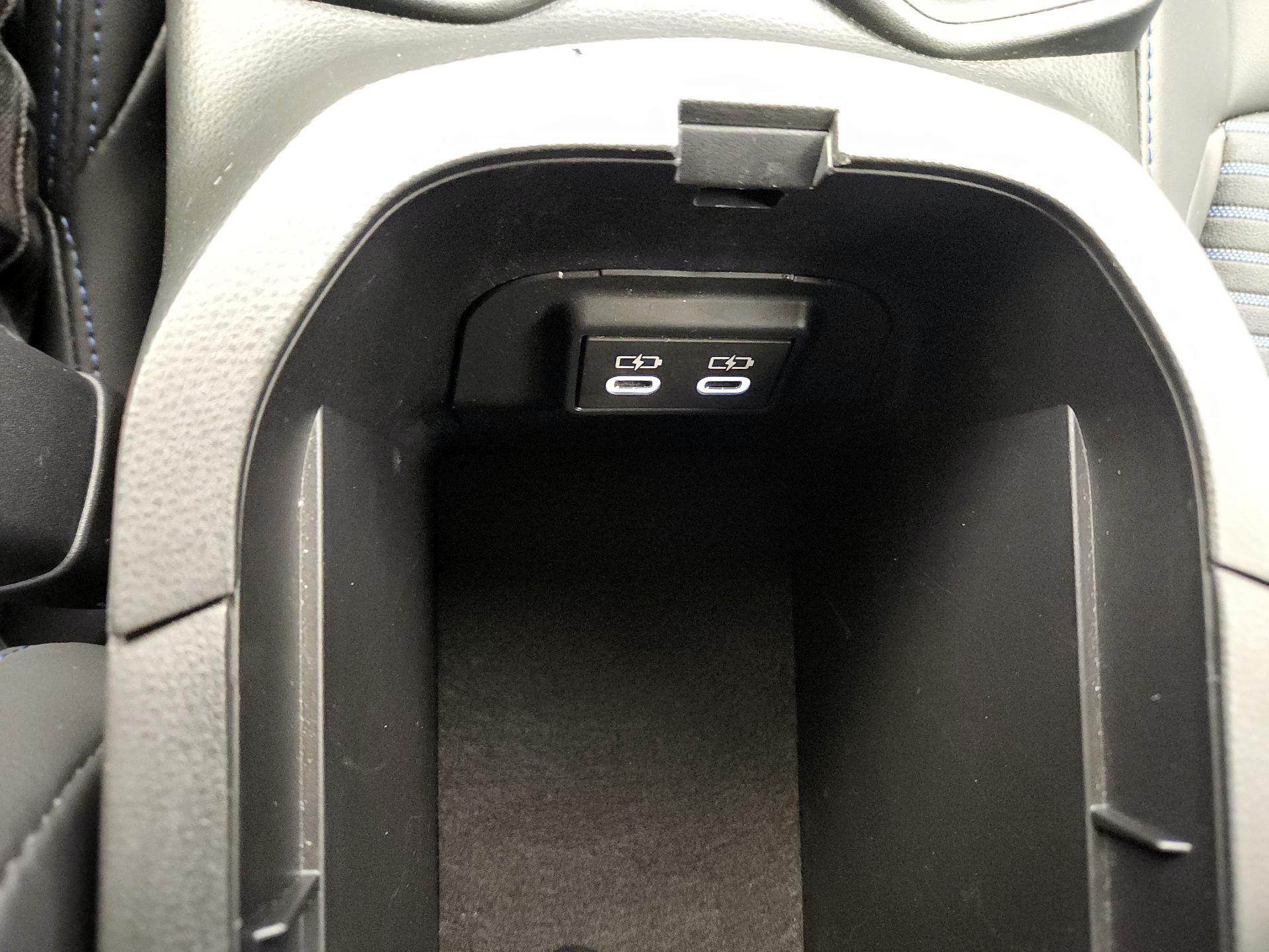 Thumbnail: 2024 Toyota RAV4 - 19