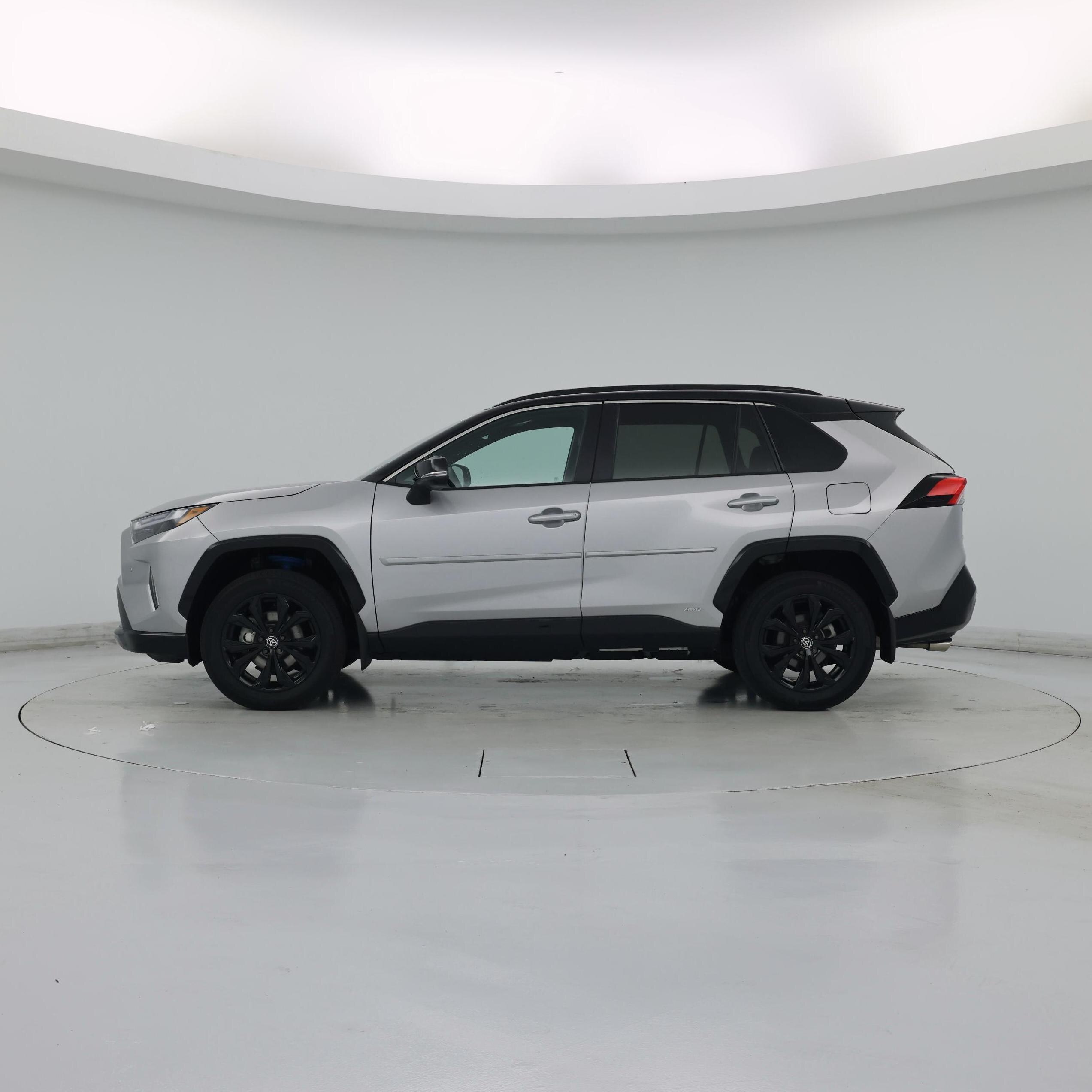 Thumbnail: 2024 Toyota RAV4 - 3