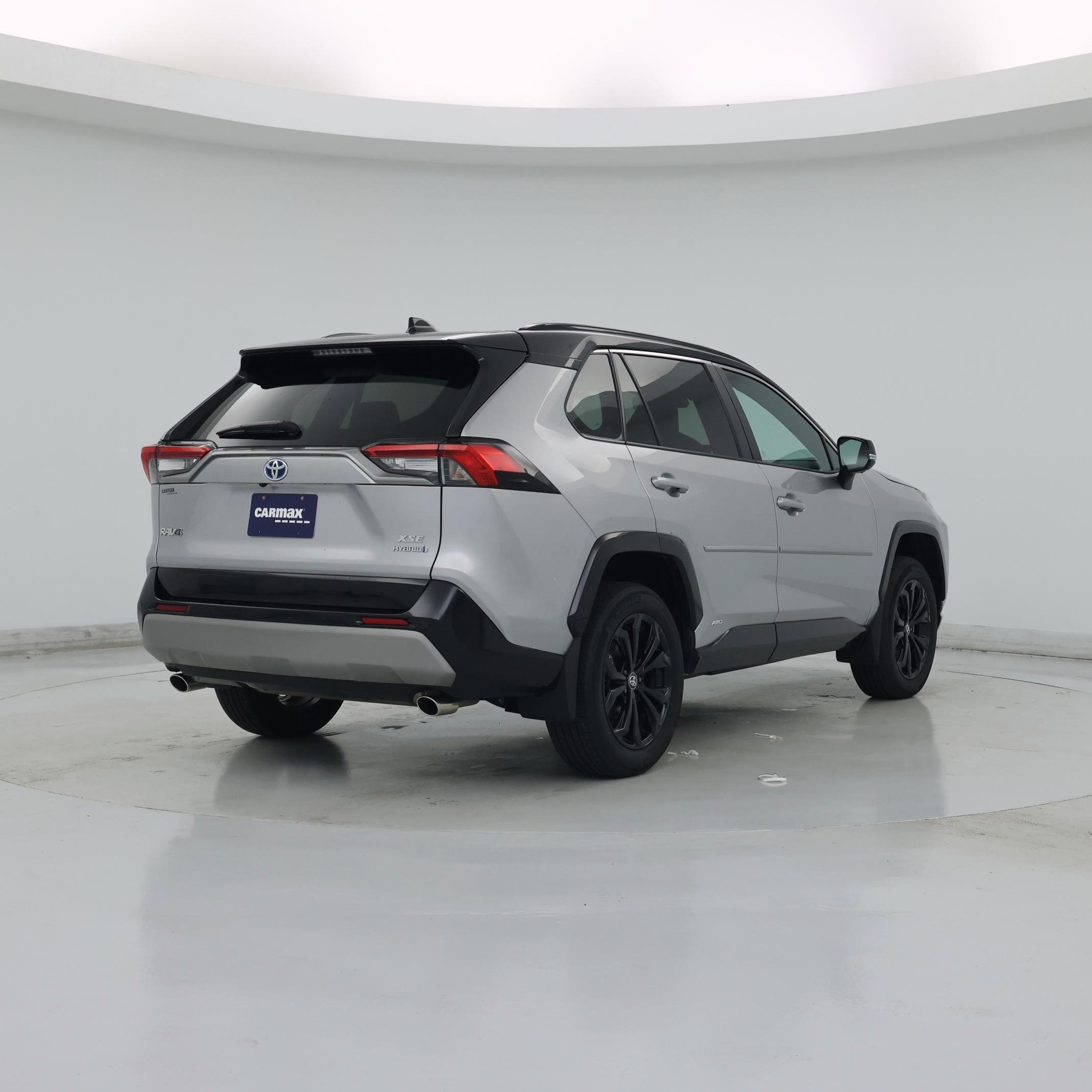 Thumbnail: 2024 Toyota RAV4 - 8