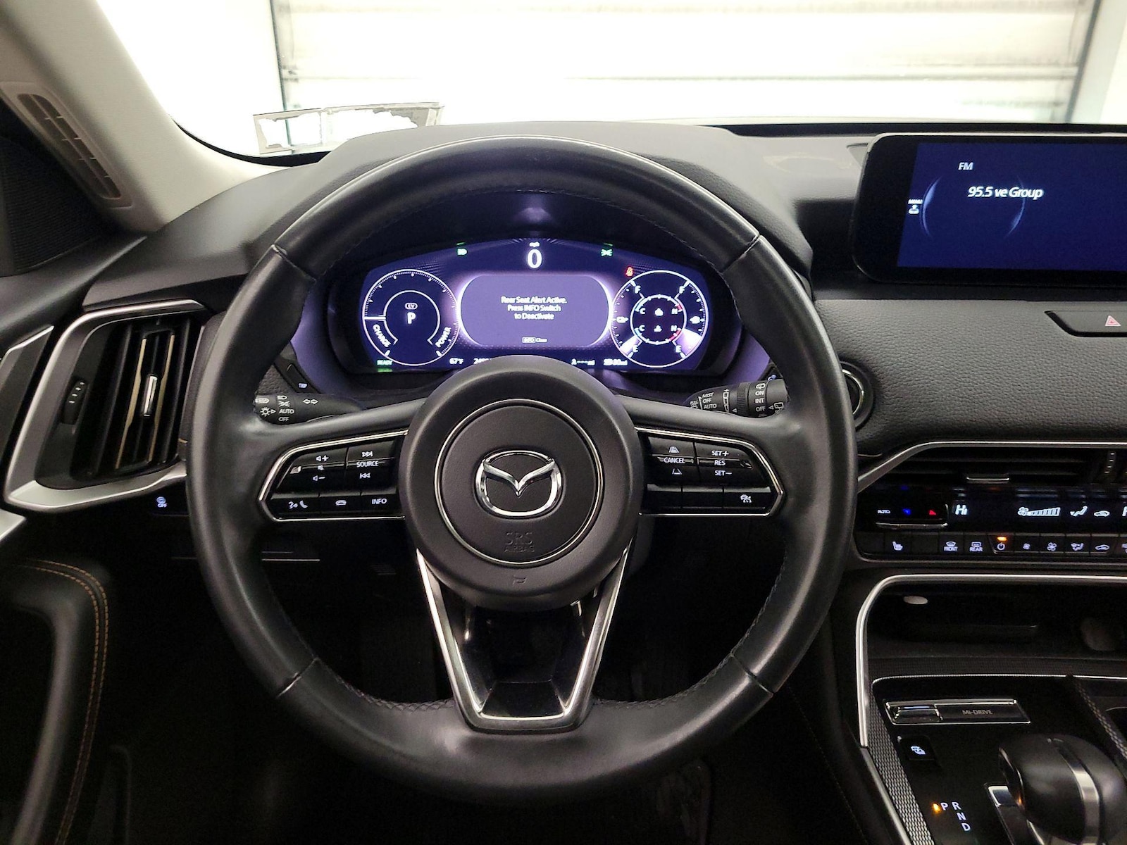 2024 Mazda CX-90 Preferred Package - Photo 11