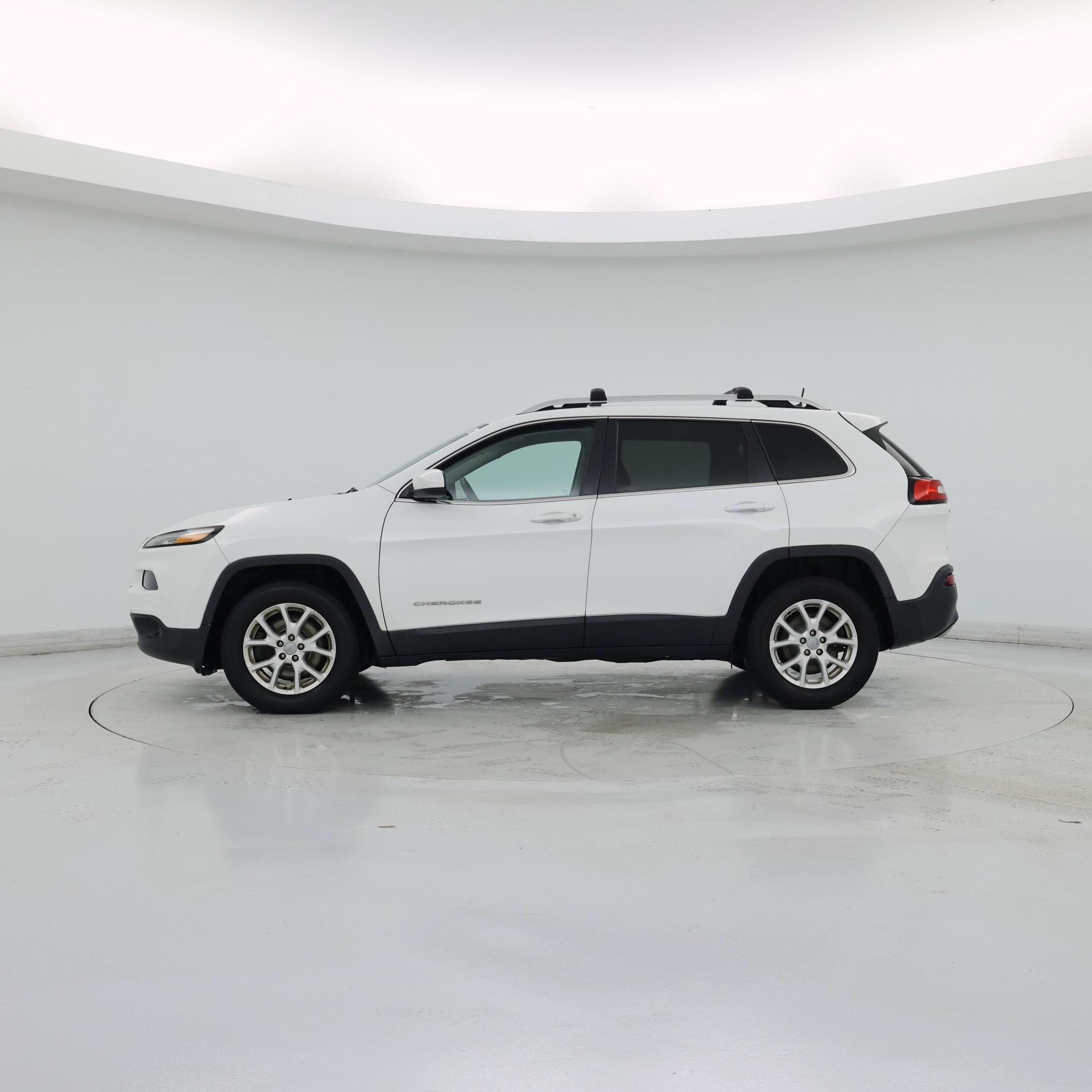 Thumbnail: 2015 Jeep Cherokee - 3